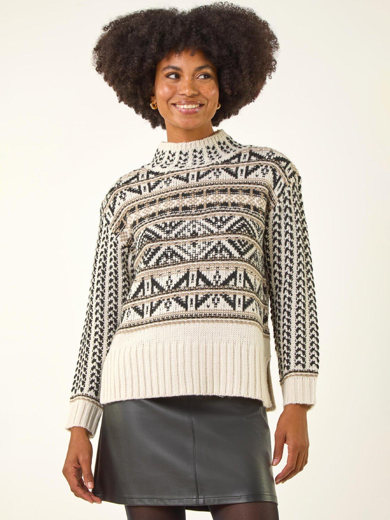 roman-jacquard-stitch-knit-jumper-beige