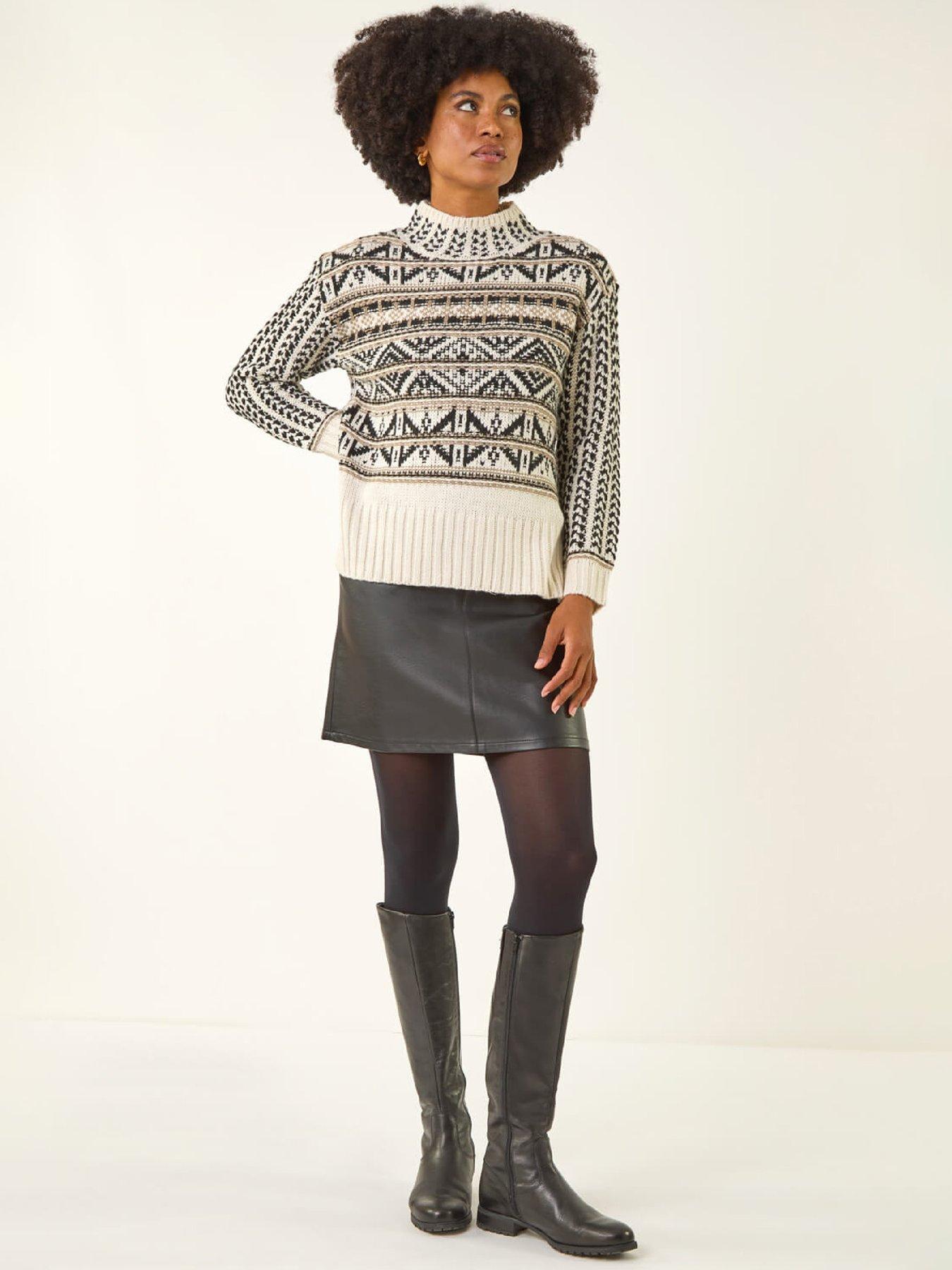roman-jacquard-stitch-knit-jumper-beigeback