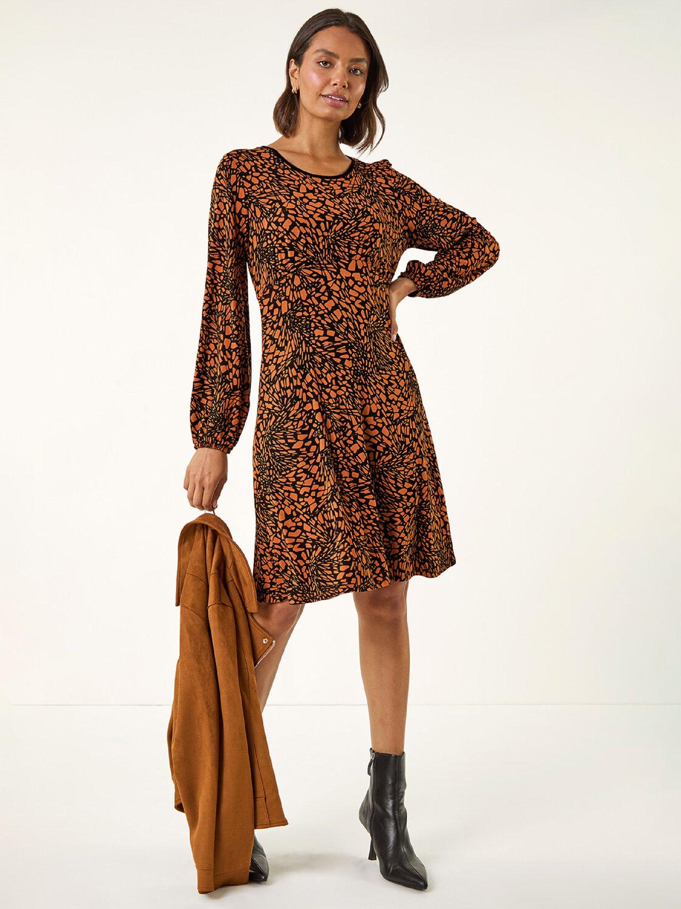 roman-abstract-print-gathered-stretch-dress-tanfront