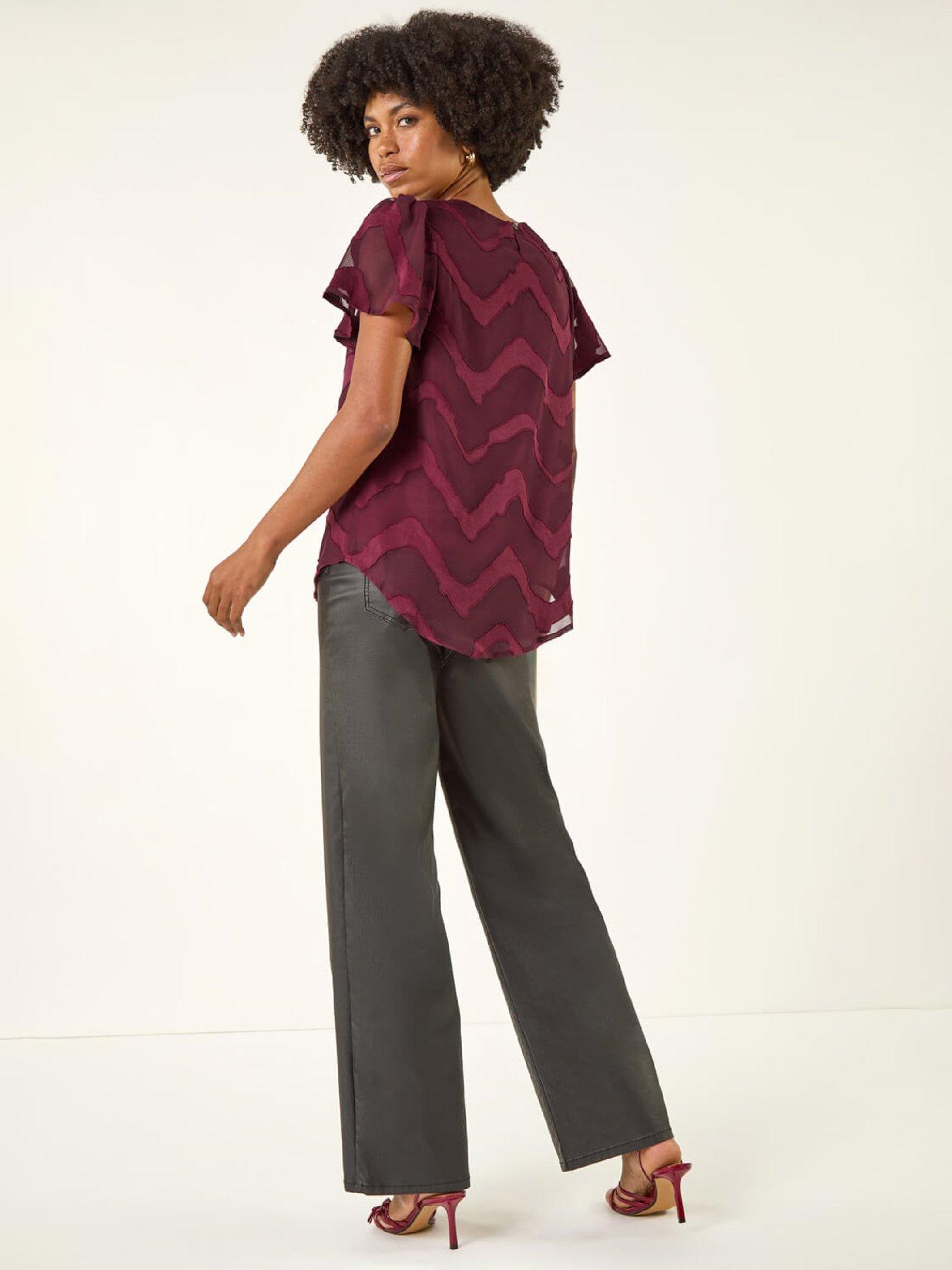 roman-jacquard-zig-zag-top-winestillFront