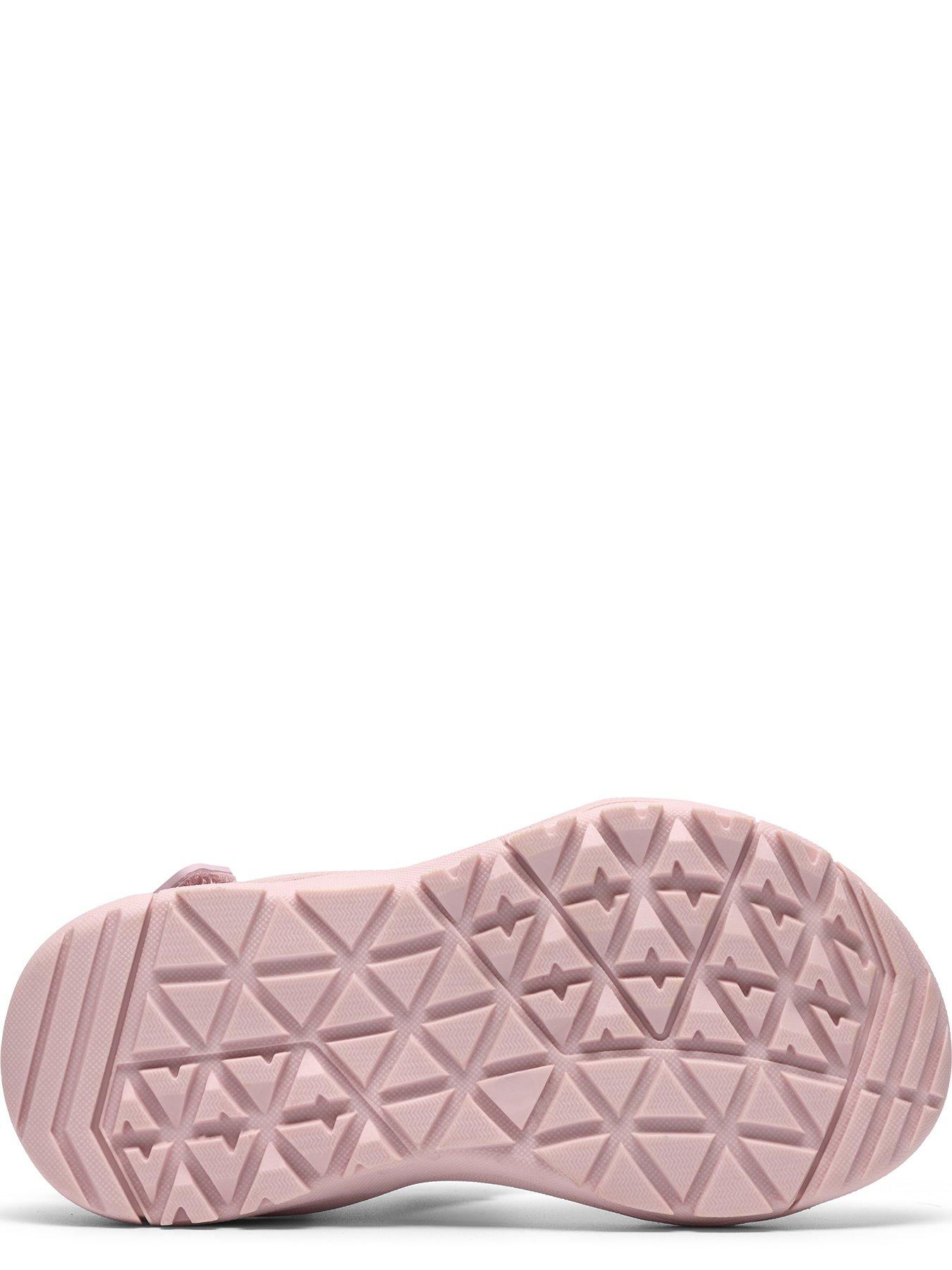 clarks-wharf-tide-ydetail