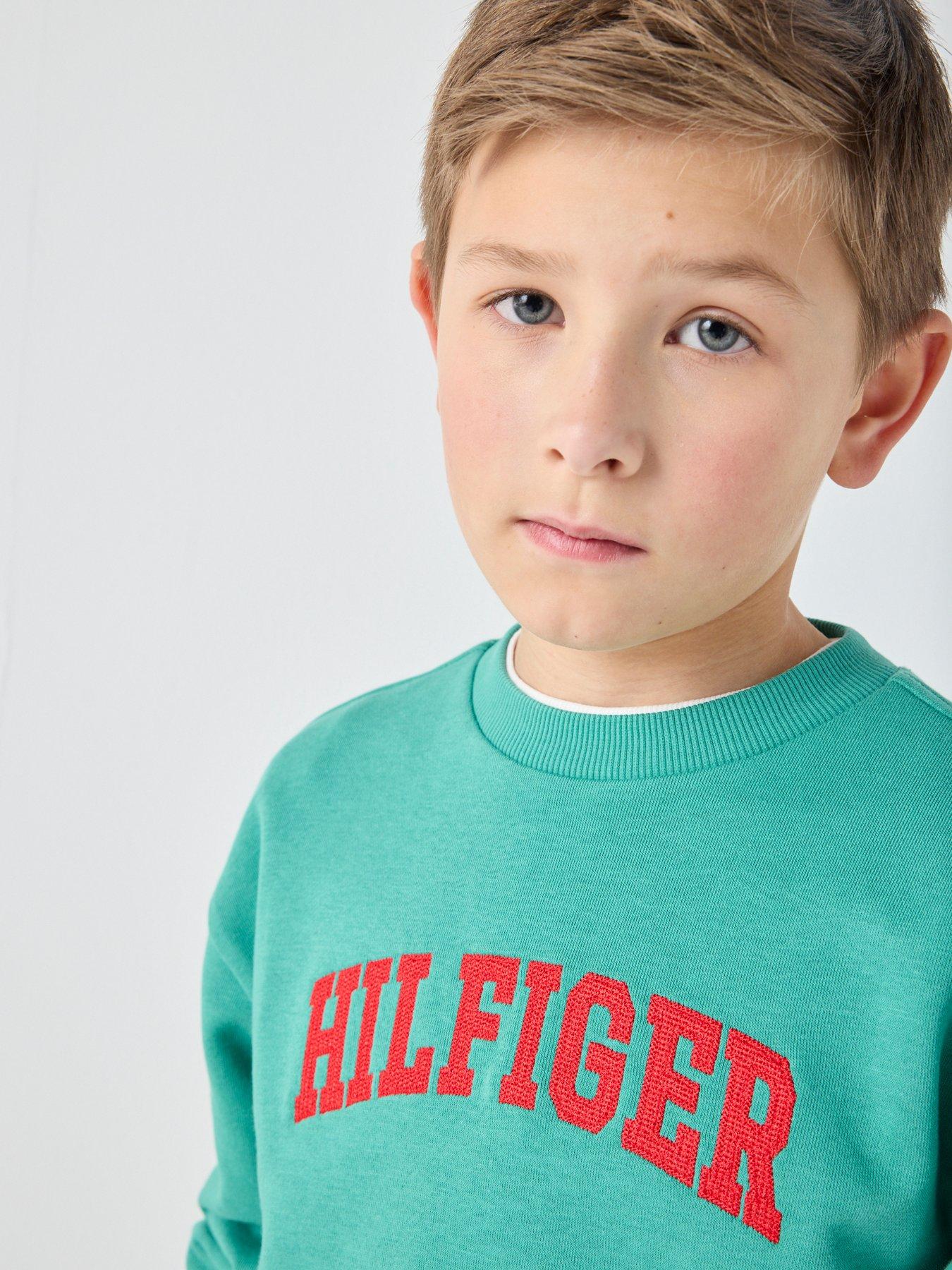 tommy-hilfiger-boys-varsity-sweatshirt-greenoutfit