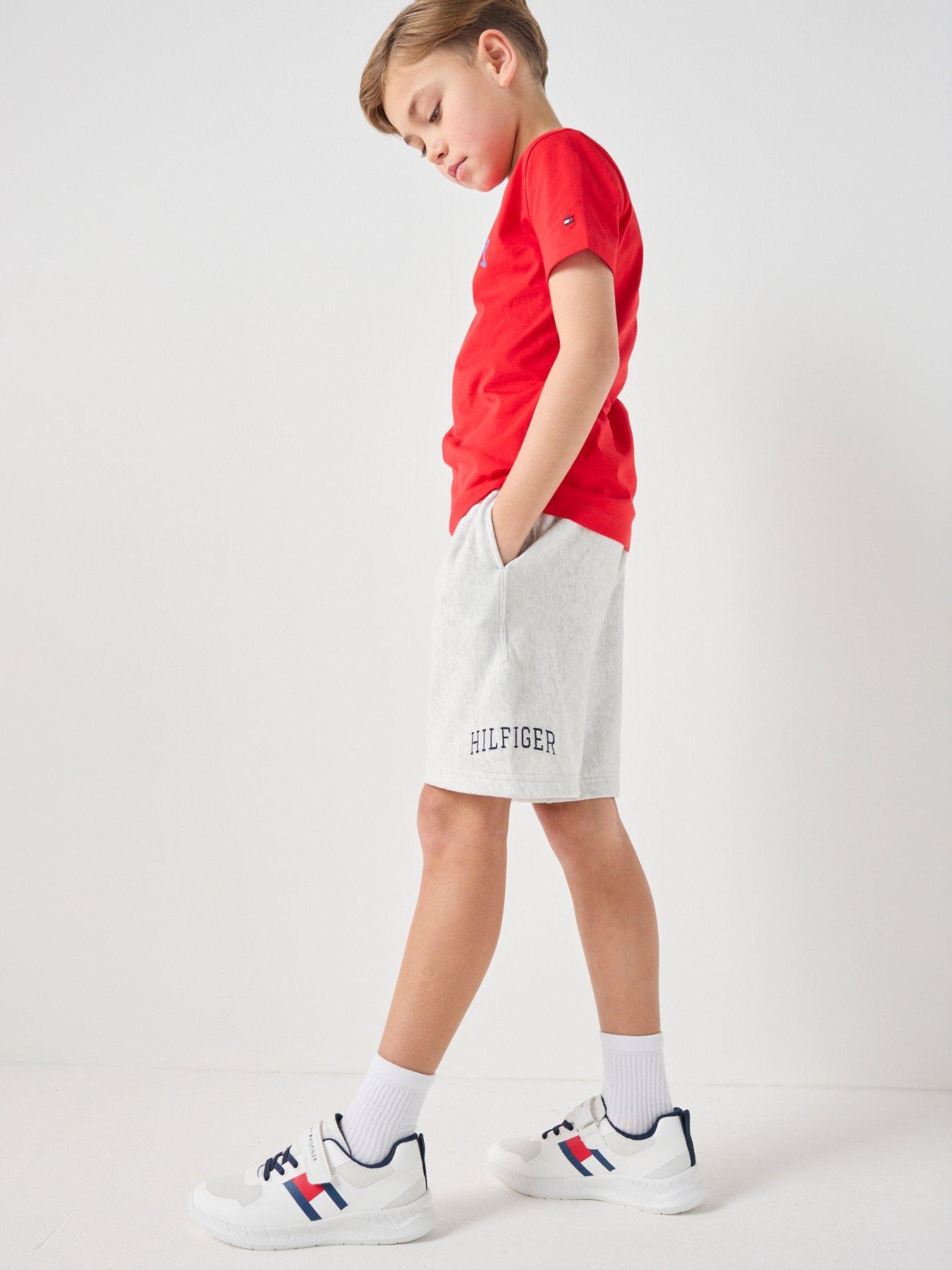 tommy-hilfiger-boys-varsity-wide-sweatshort-greyfront