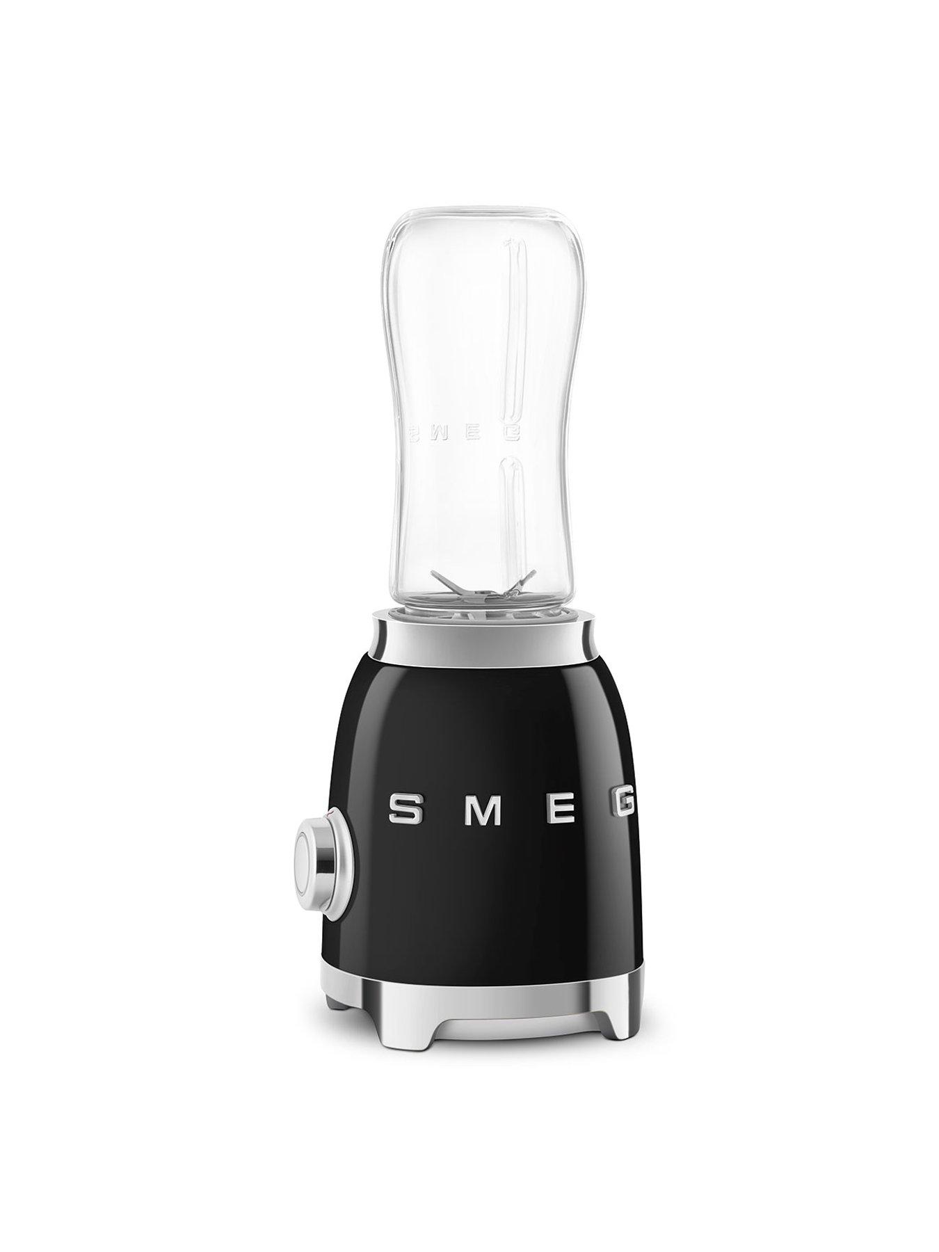 Image 3 of 7 of Smeg Smeg Juicer &amp; Blender Breakfast Bundle- Black