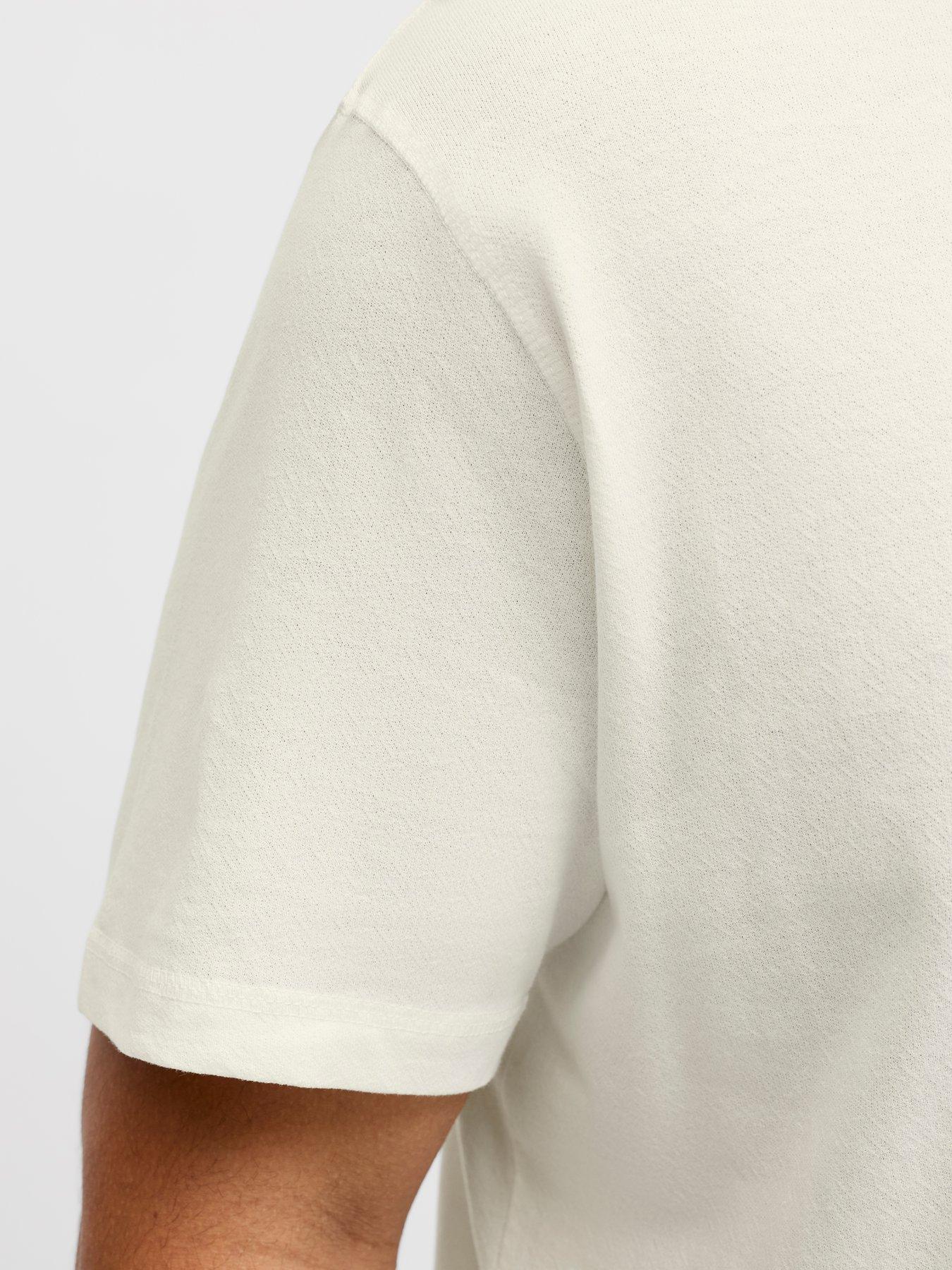 Image 5 of 7 of Jack & Jones Jack &amp; Jones Plus Back Graphic T-shirt