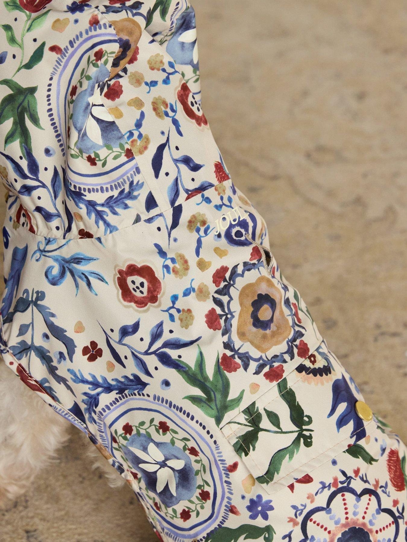 joules-festival-floral-packaway-jacketdetail
