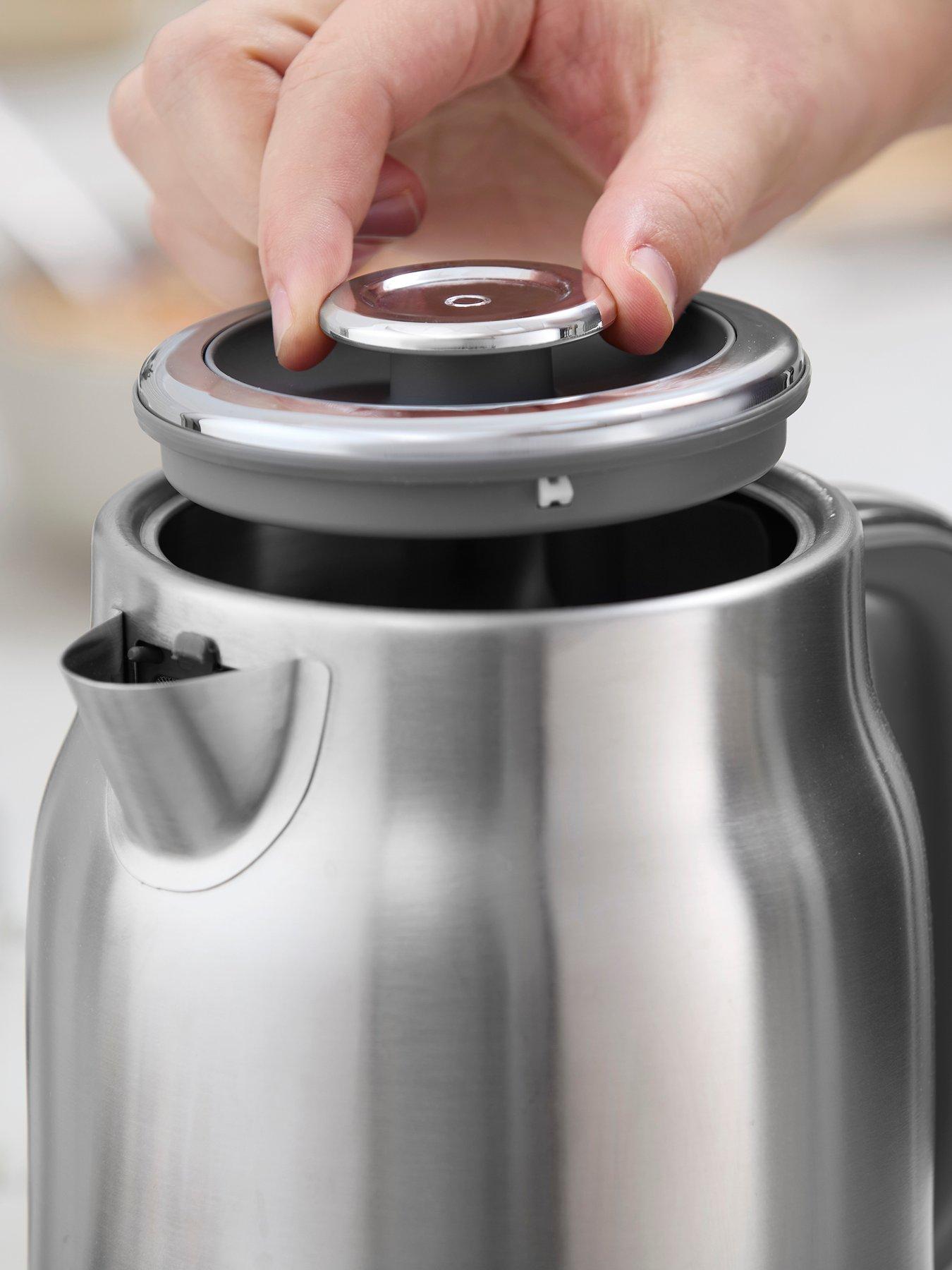 swan-retro-revivenbsp2-slice-toaster-amp-kettle-bundle--stainless-steelback