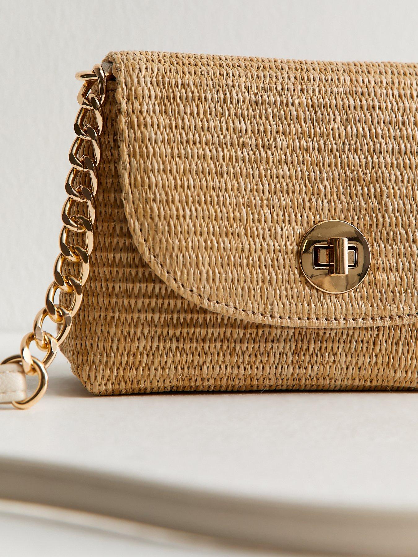new-look-stone-raffia-turn-lock-cross-body-bag-beigeoutfit