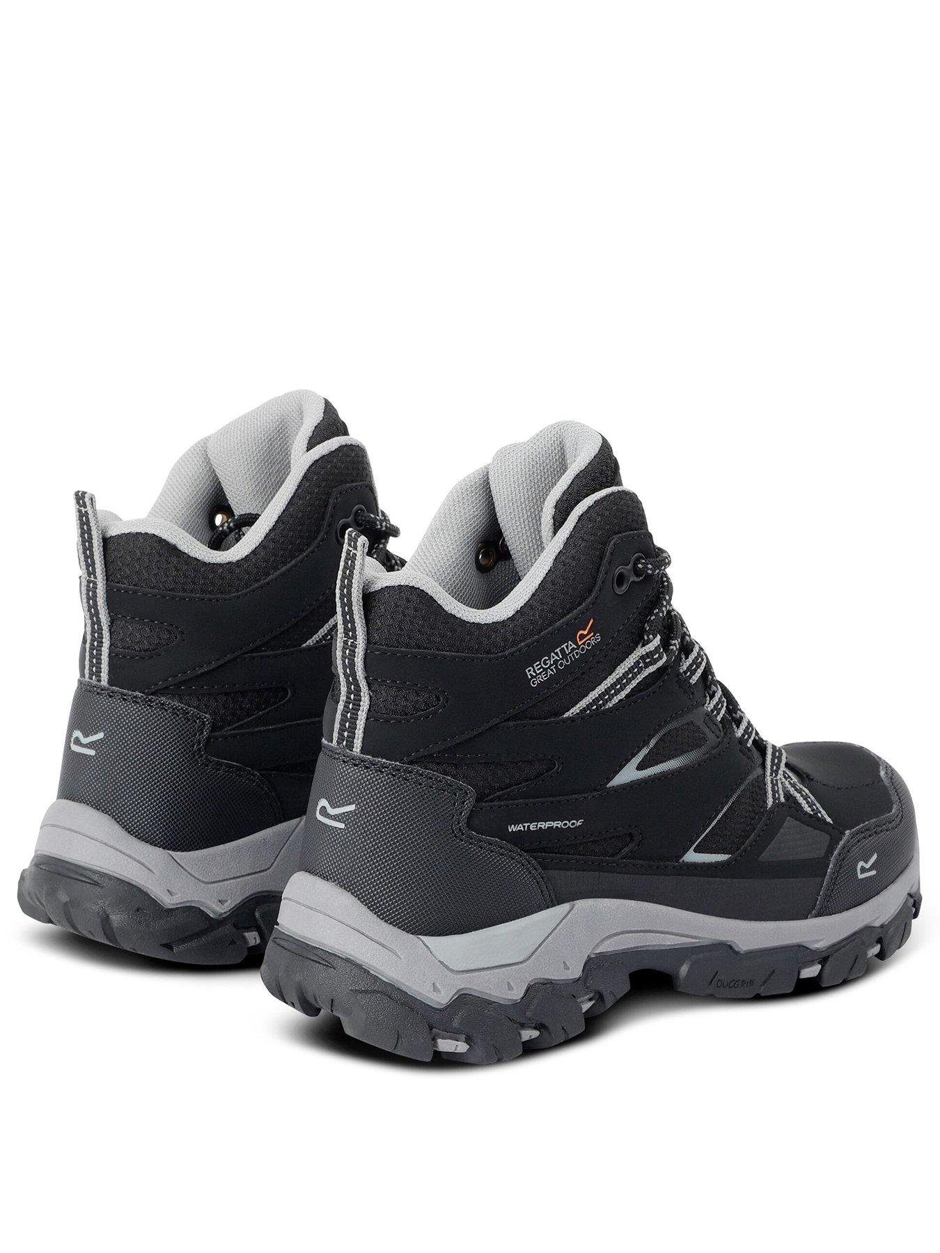 regatta-unisex-junior-holcombe-iii-walking-boots-blackstillFront