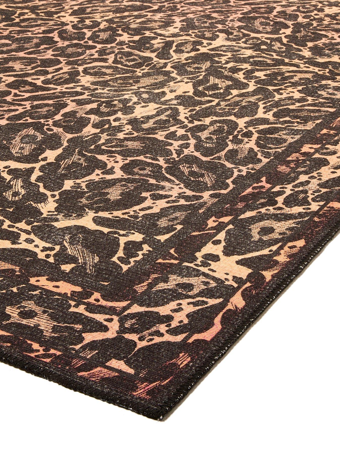 laurence-llewelyn-bowen-llb-leopard-blackorange-061-x-230detail