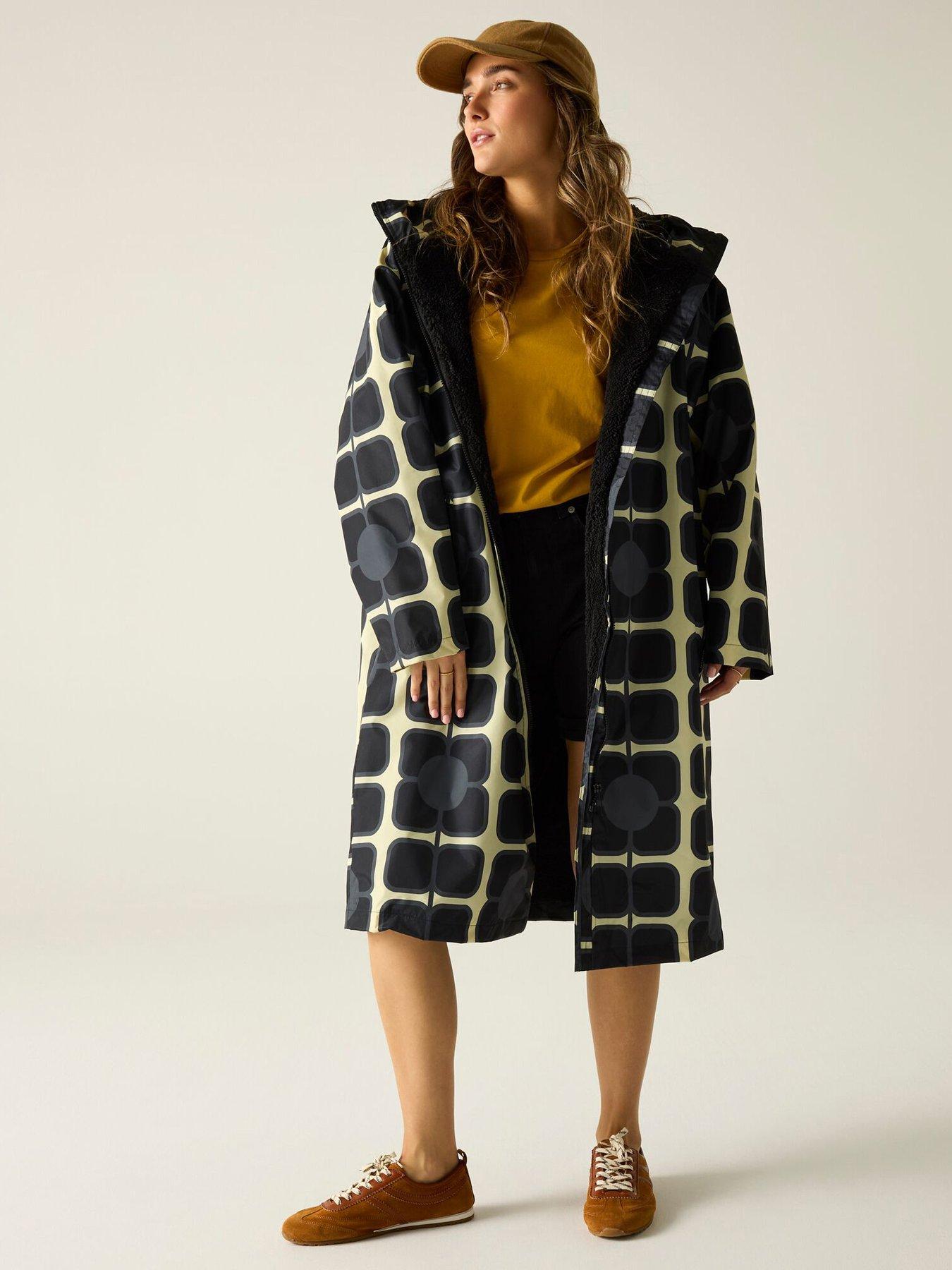 regatta-womens-orla-keily-changing-robe-blackfront