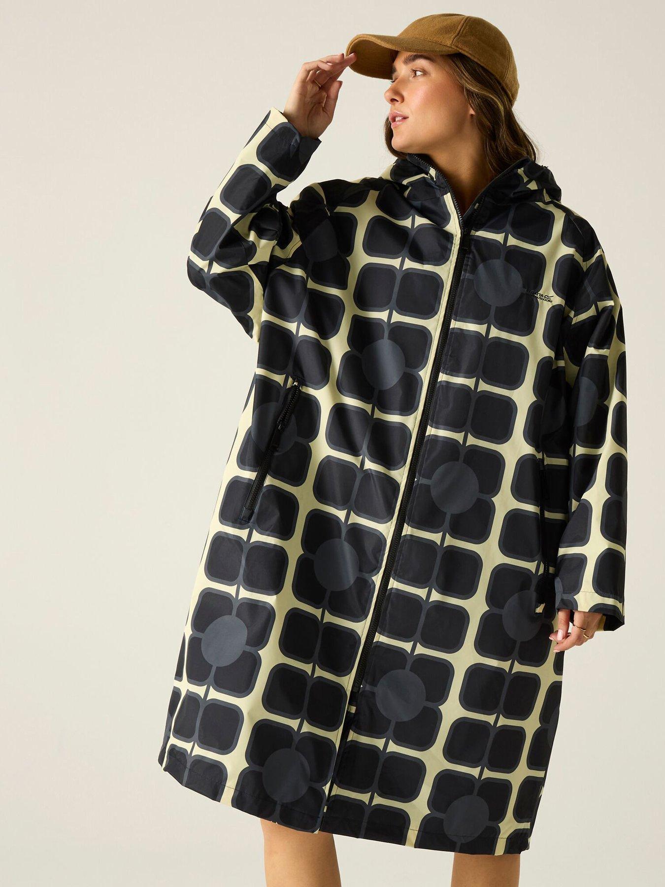 regatta-womens-orla-keily-changing-robe-blackdetail