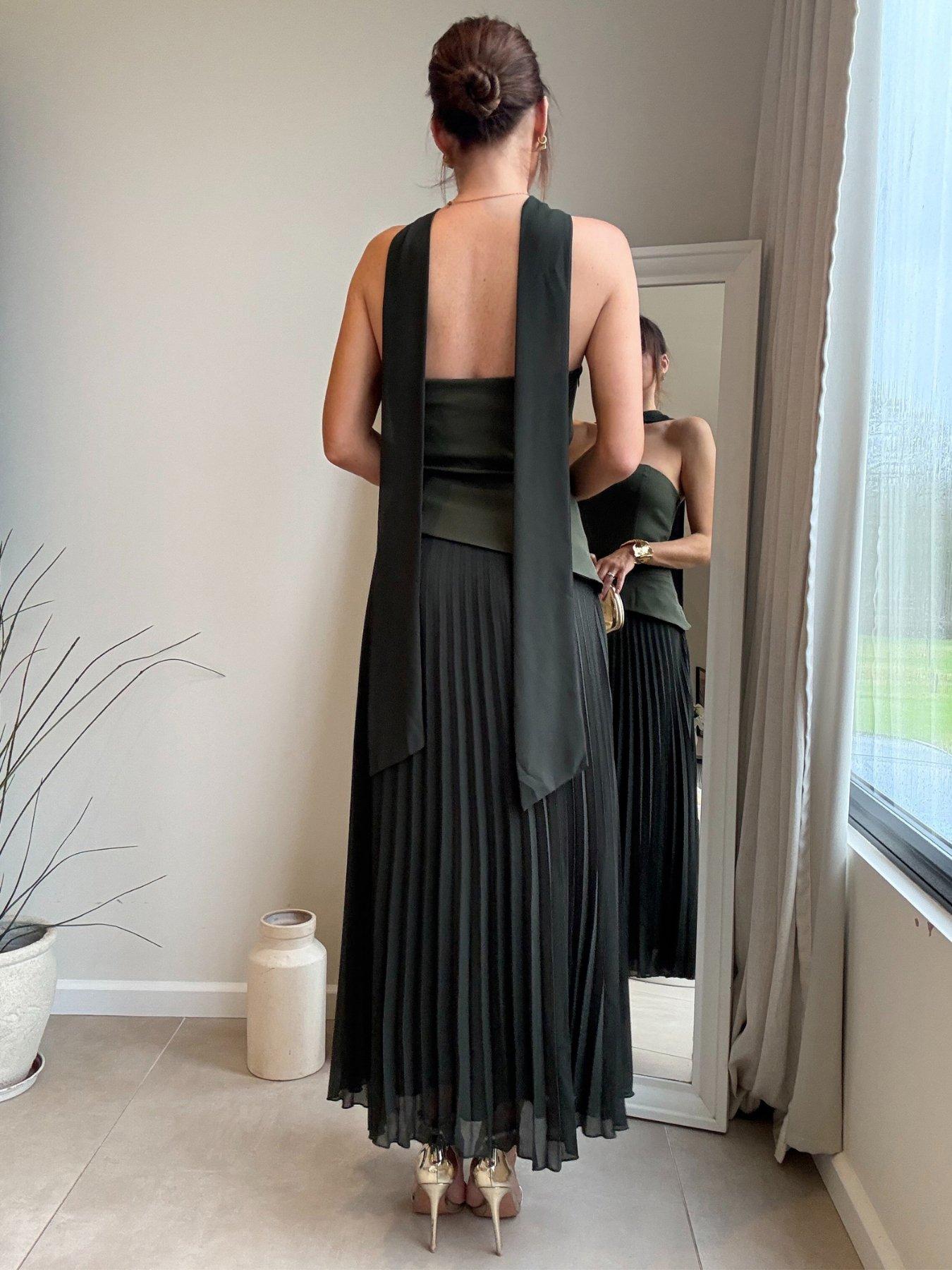 style-cheat-pleat-scarf-dress-greenstillFront