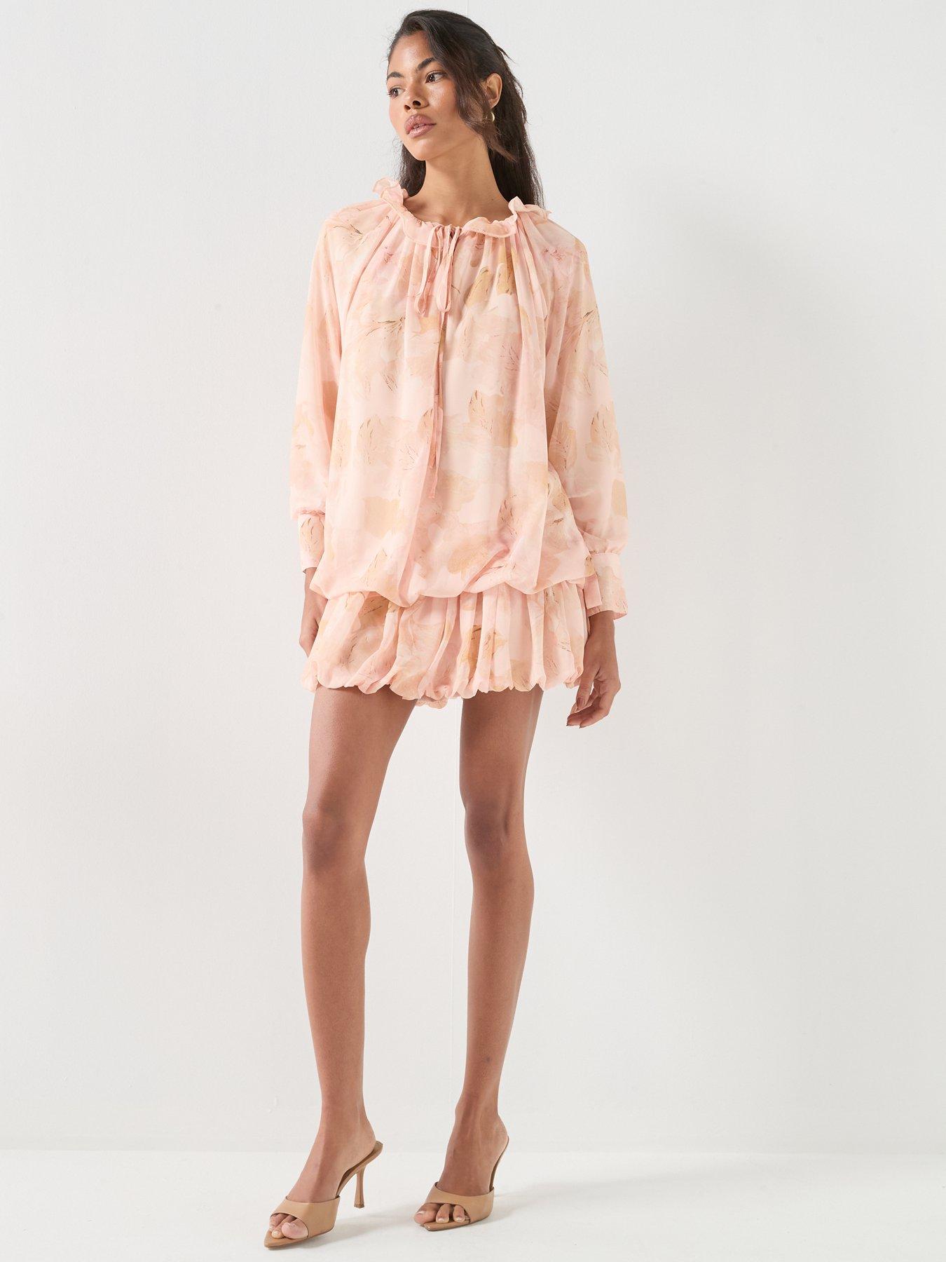 style-cheat-floral-mini-dressback