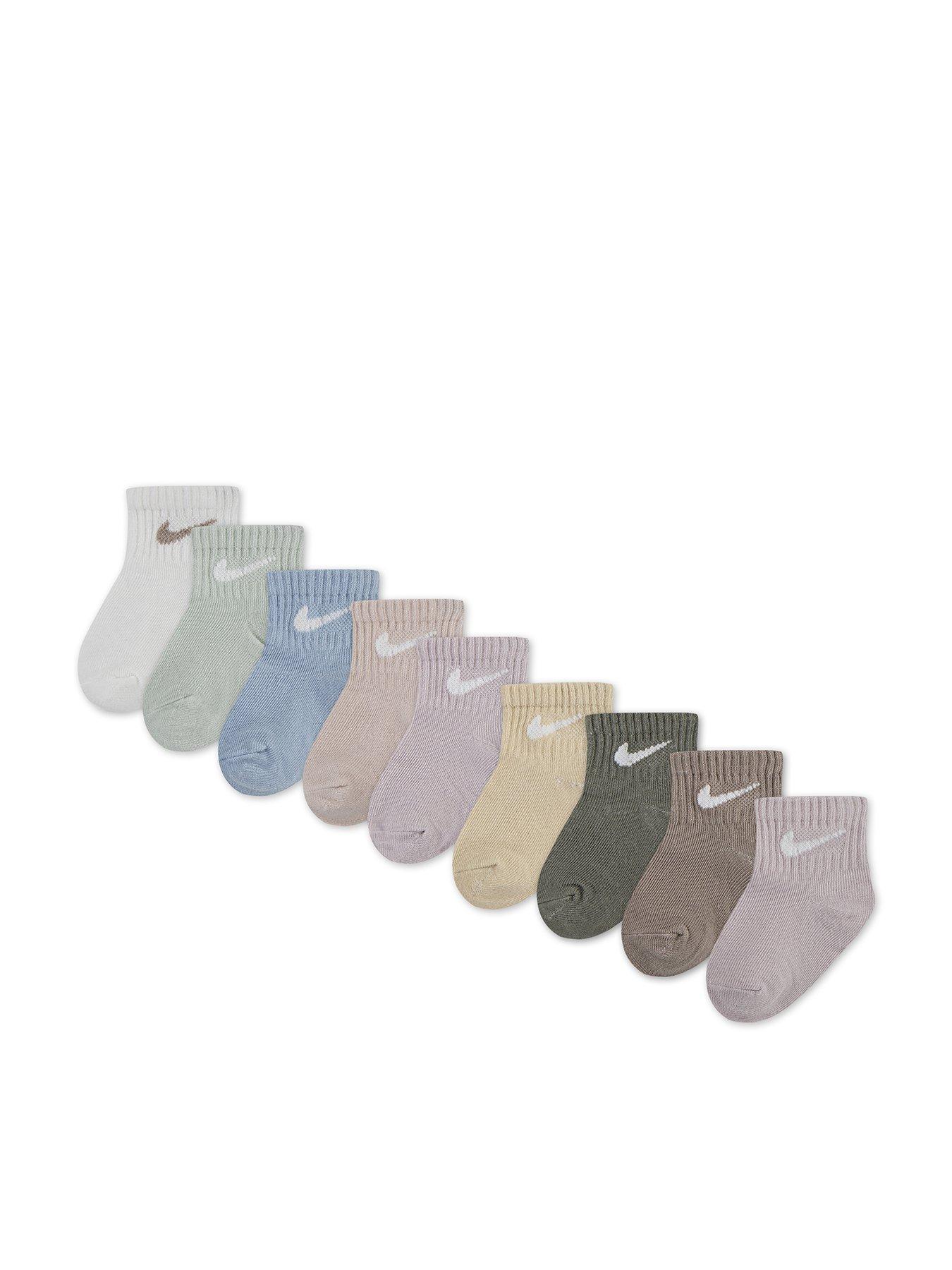 nike-toddler-unisex-9pc-infanttoddler-sock-gift-set-multifront