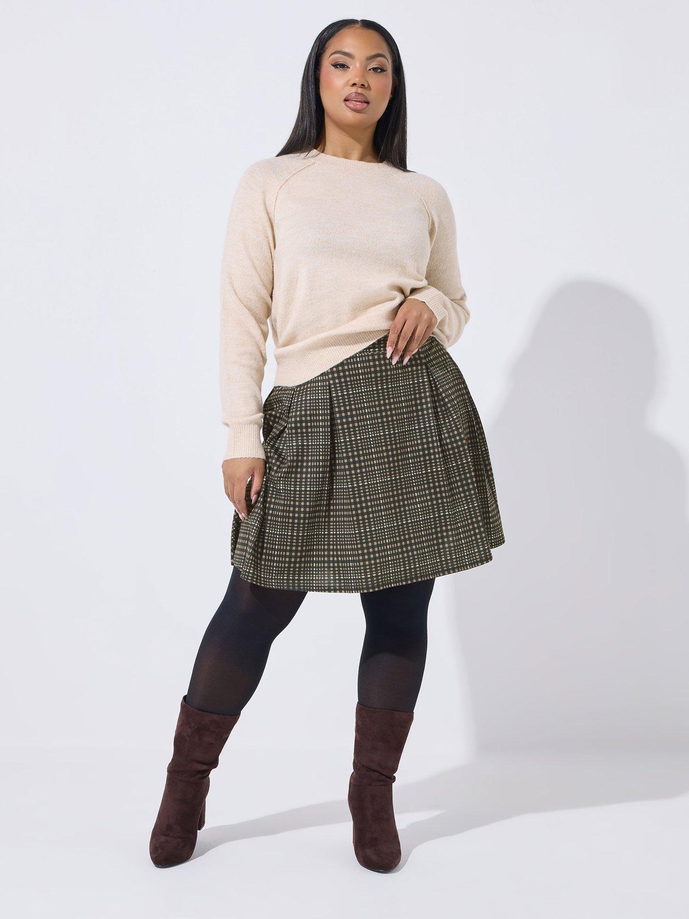 Image 3 of 5 of Yours Curve Printed Check Pleated Skirt
