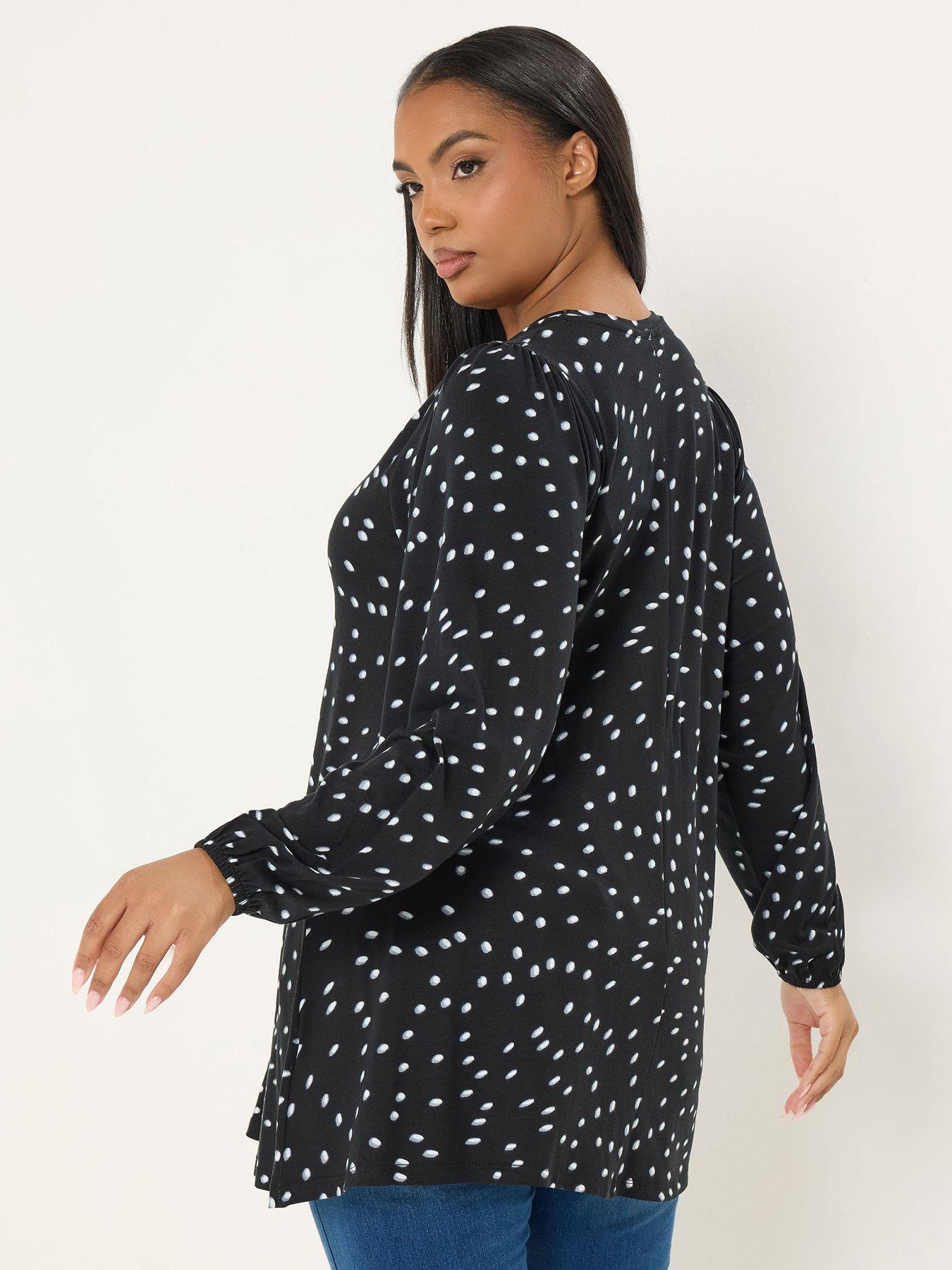 Image 2 of 5 of Yours Curve Pleat Polka Dot Balloon Sleeve Top - Black