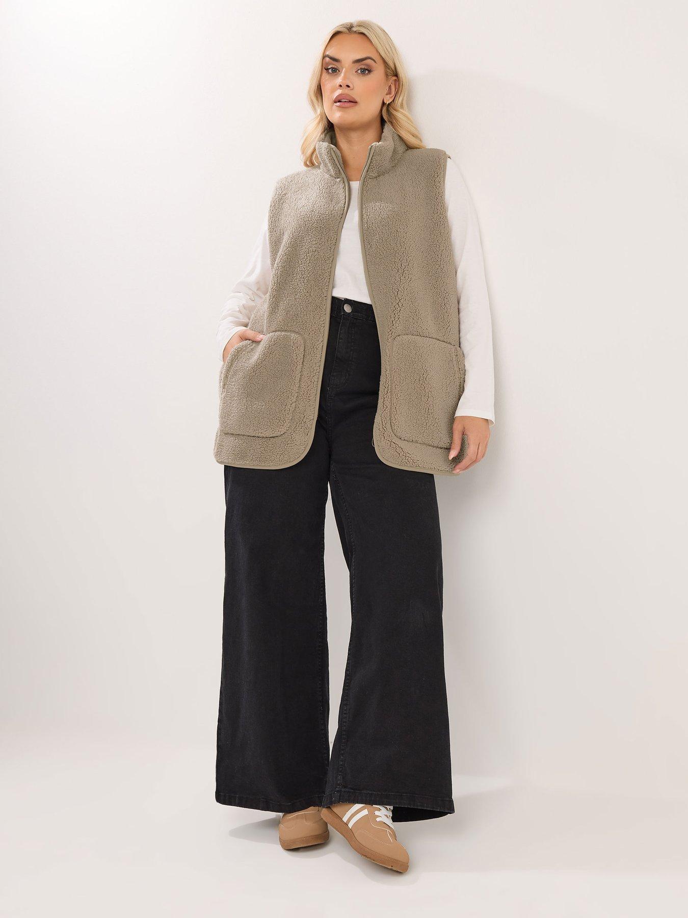 yours-curve-borg-gilet-creamback