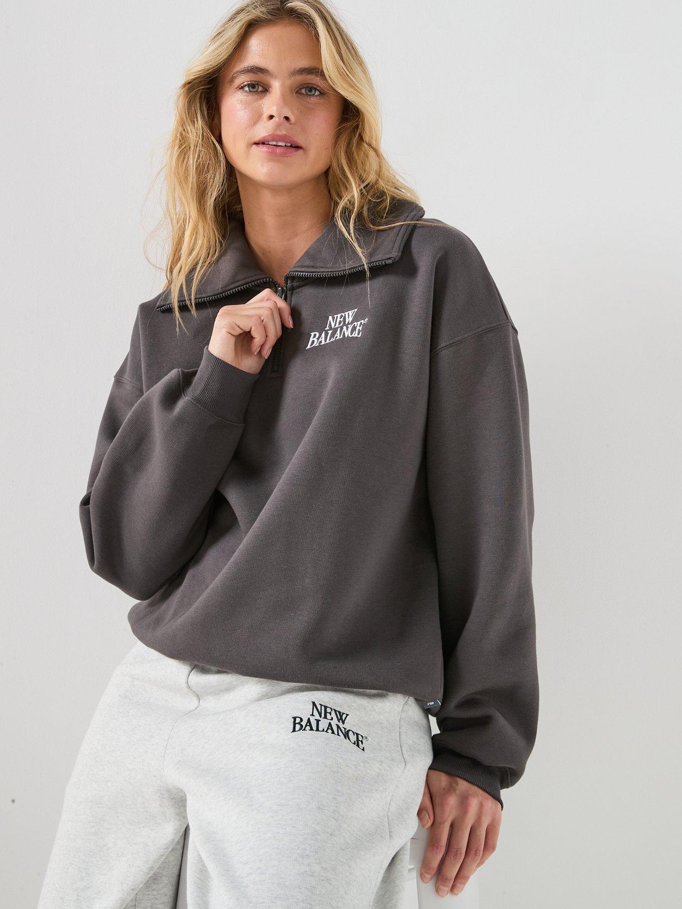 new-balance-womens-linear-heritage-fleece-half-zip-greyoutfit