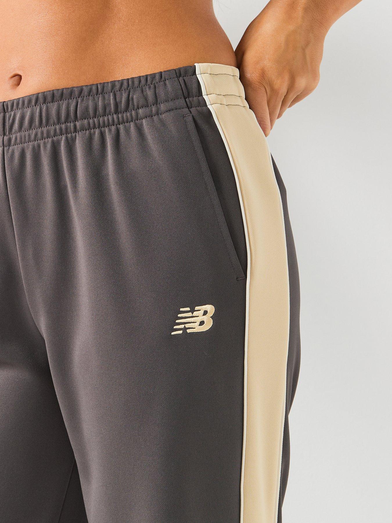 Image 4 of 6 of New Balance Womens Interlock Pant -Black