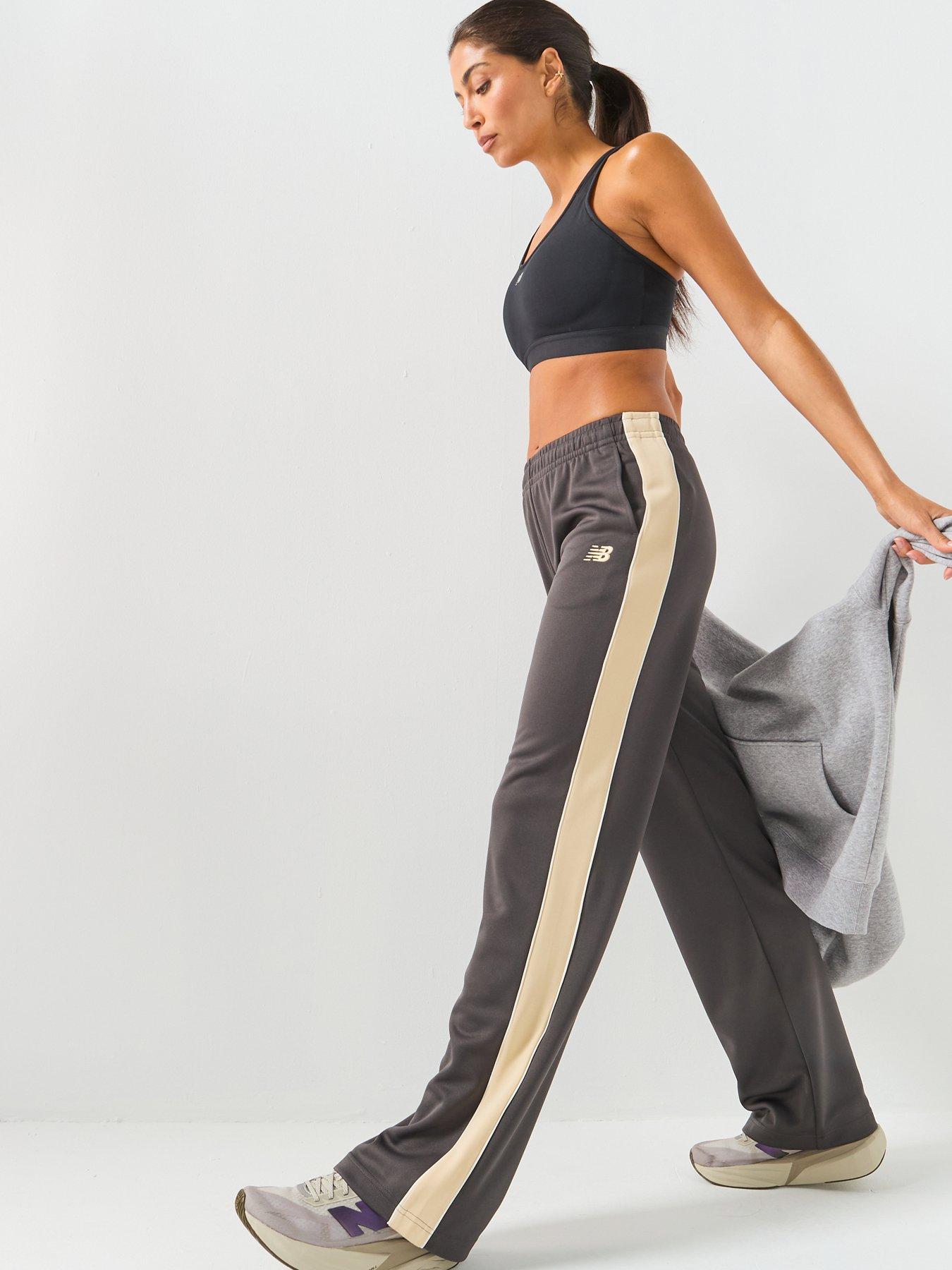 Image 6 of 6 of New Balance Womens Interlock Pant -Black
