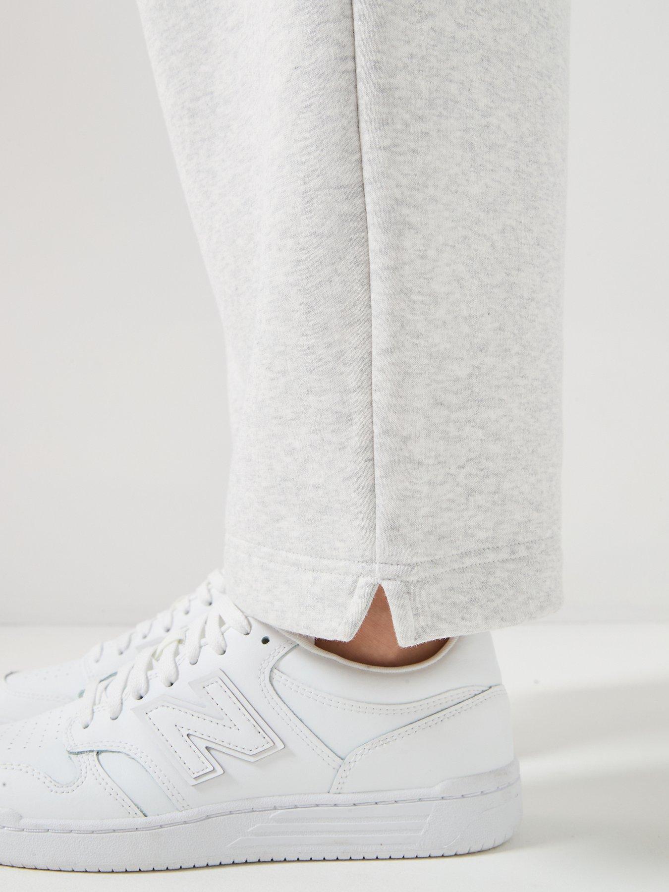 new-balance-womens-trackside-half-zip-joggers-greydetail