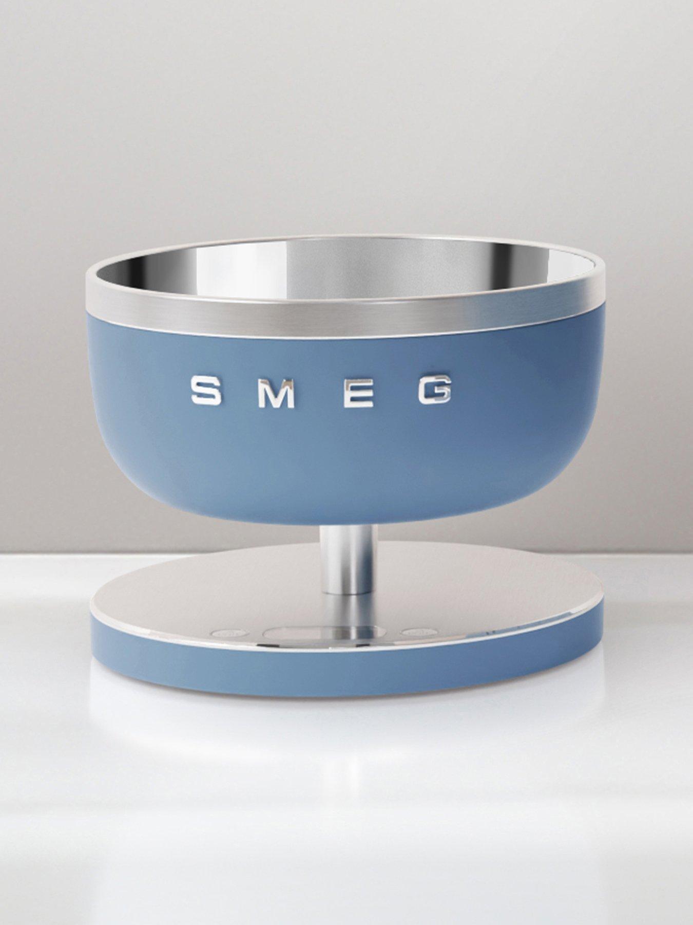 smeg-digital-kitchen-scales-with-removeable-bowl-storm-blue