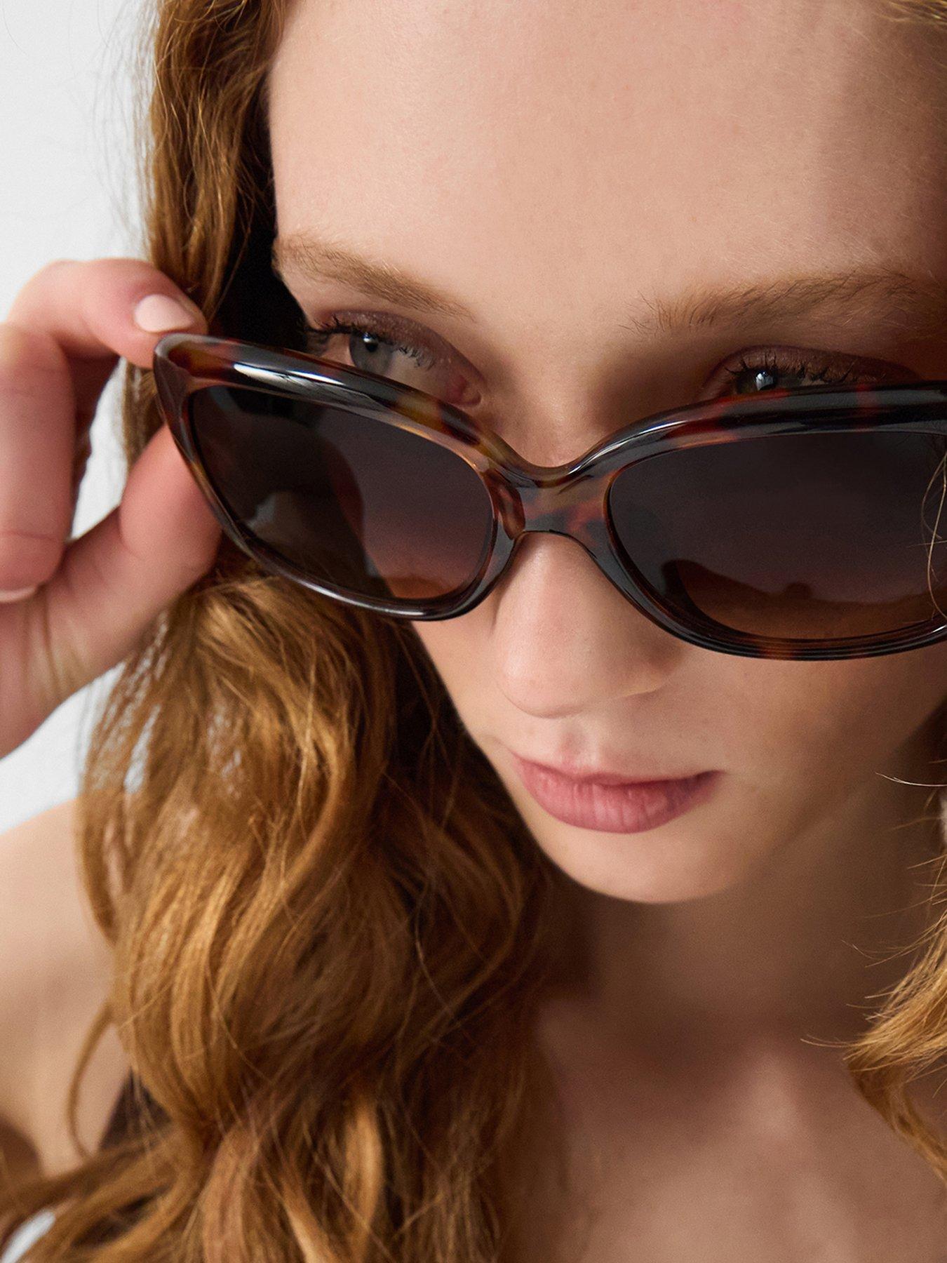accessorize-rectangle-tort-wrap-sunglassesstillFront