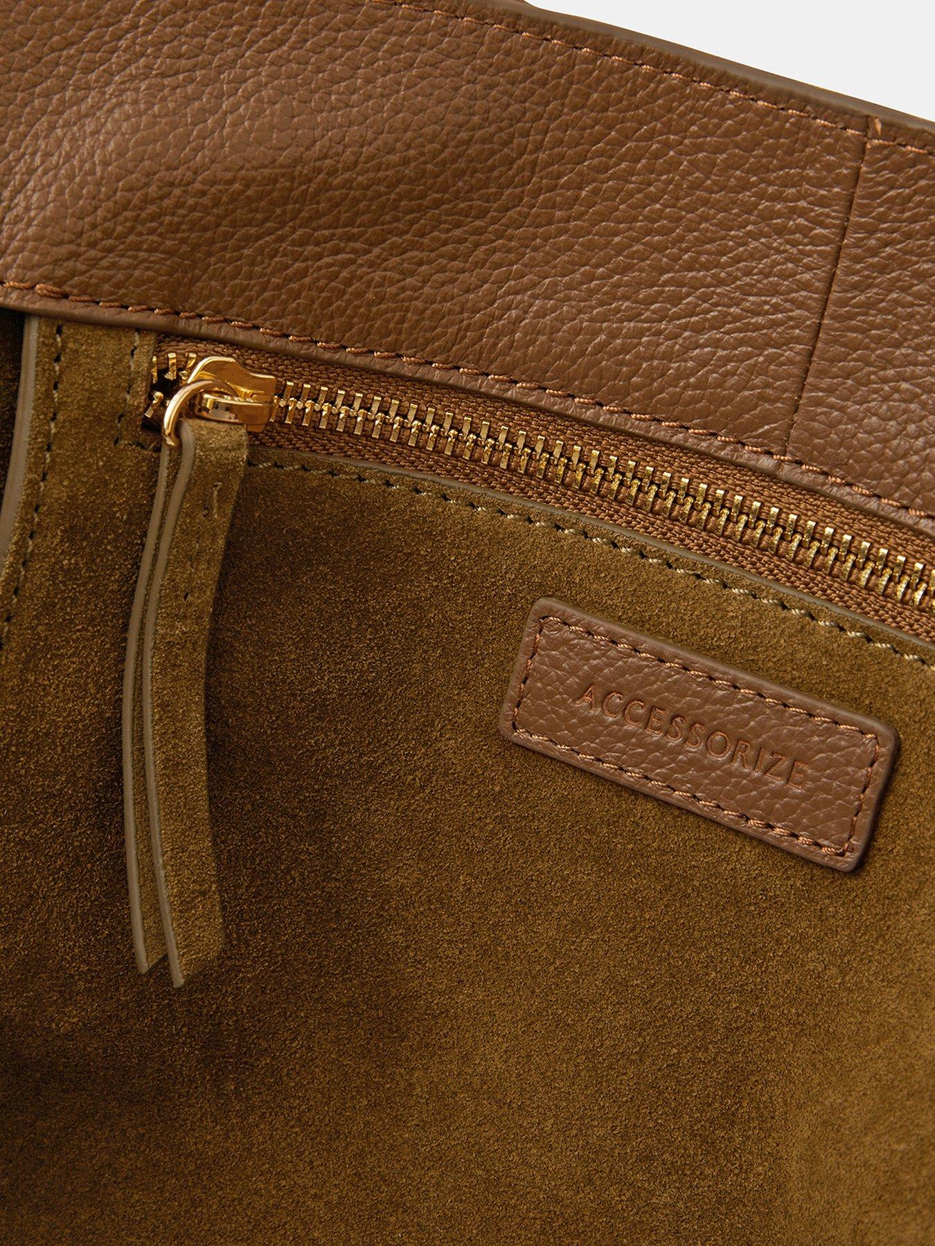 accessorize-suede-buckle-strap-shoulder-bagoutfit