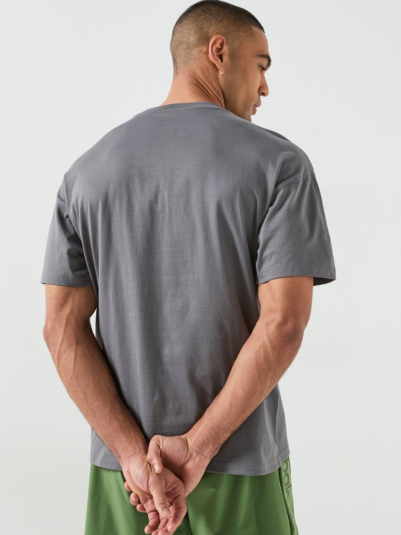 new-balance-mens-linear-graphic-t-shirt-greystillFront