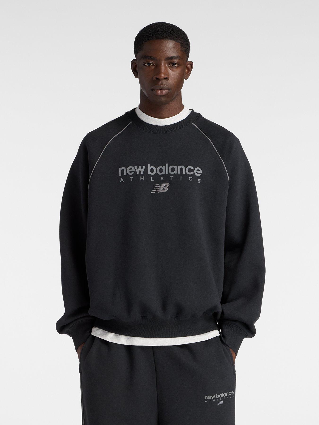 New Balance Mens Linear Graphic Fleece Crew -black