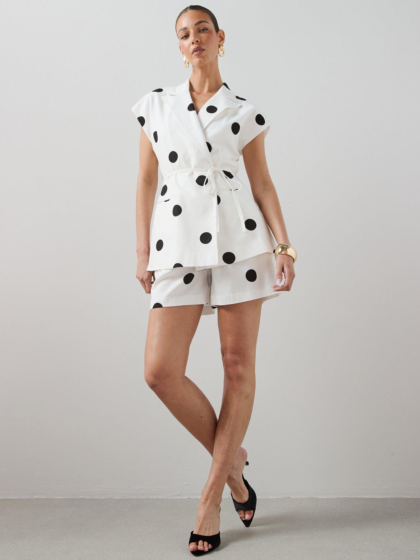 the-very-collection-polka-dot-shorts-blackwhitefront