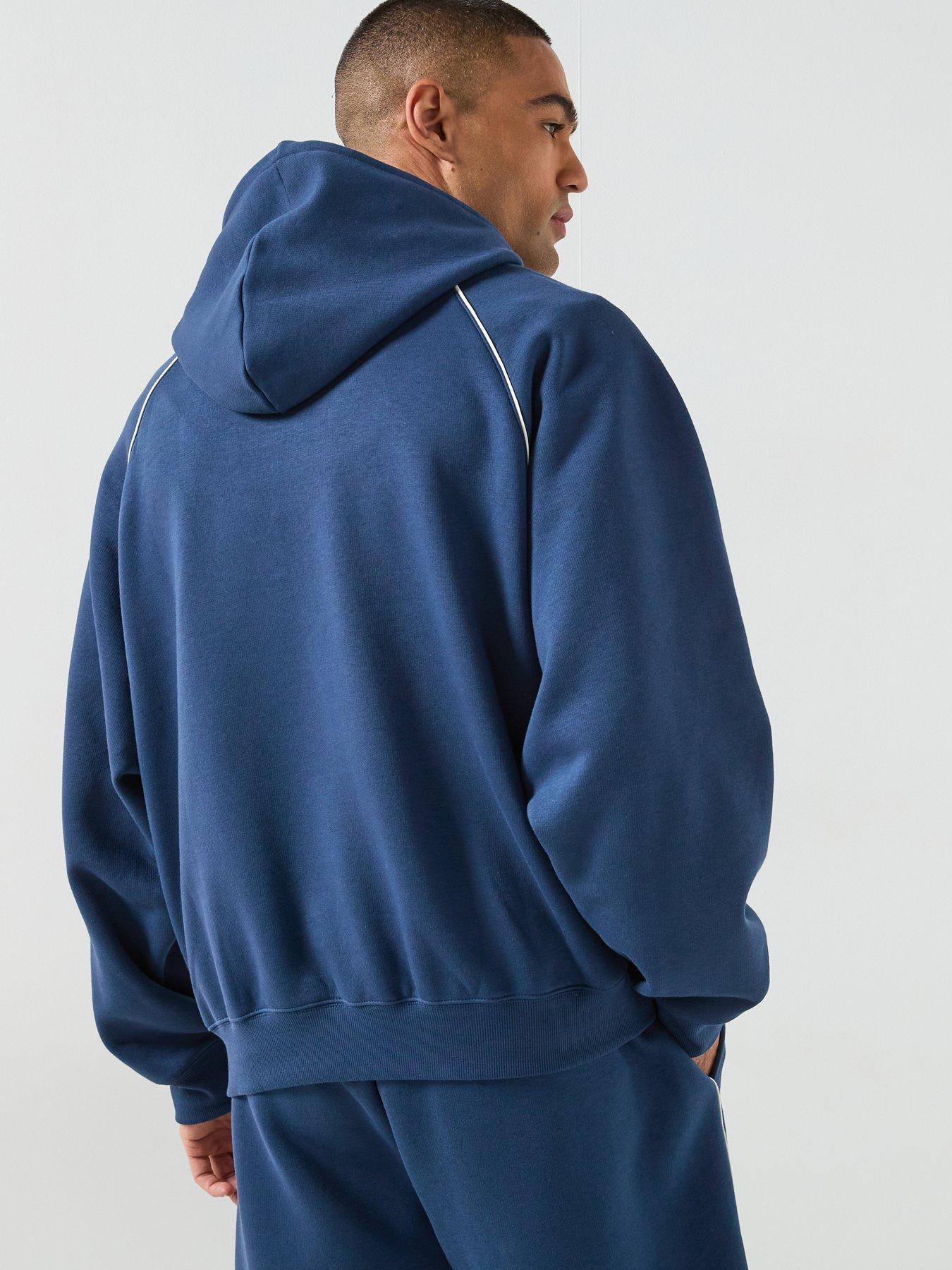 new-balance-mens-linear-graphic-hoodie-navystillFront