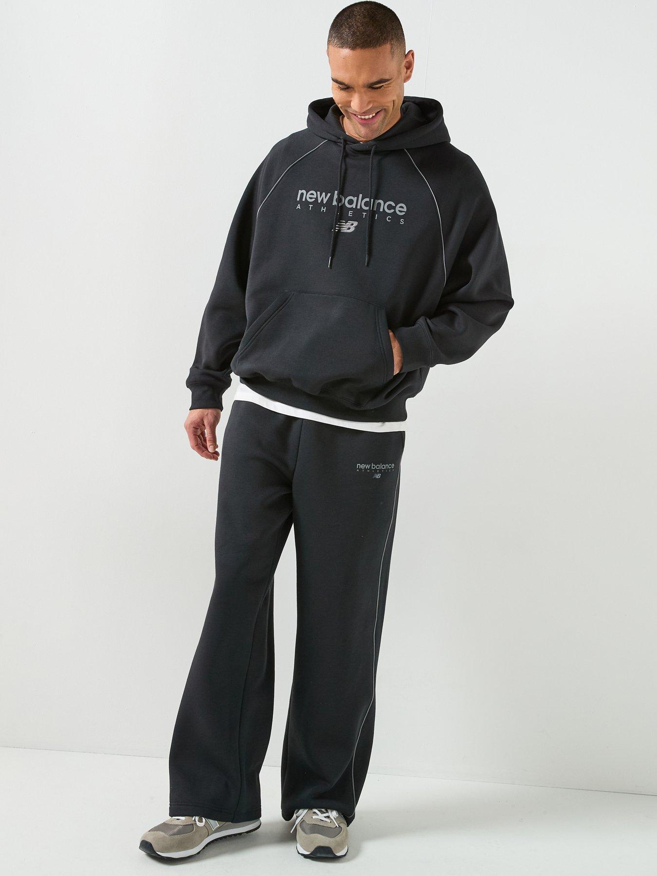 new-balance-mens-linear-graphic-fleece-pant-blackdetail