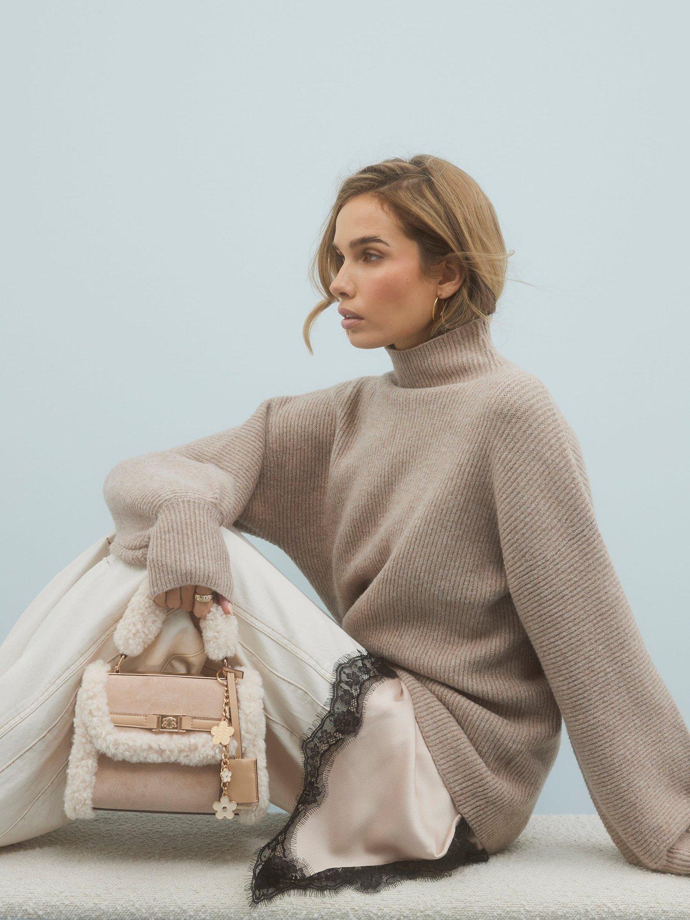 river-island-funnel-jumper-beigeback