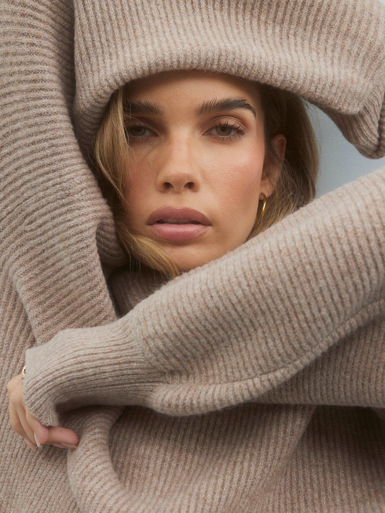 river-island-funnel-jumper-beigeoutfit