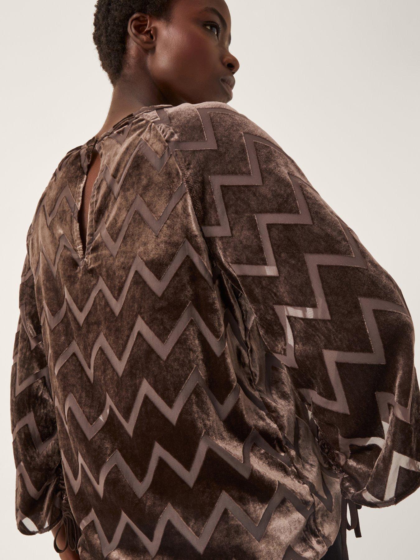 monsoon-keisha-geometric-velvet-top-brownoutfit