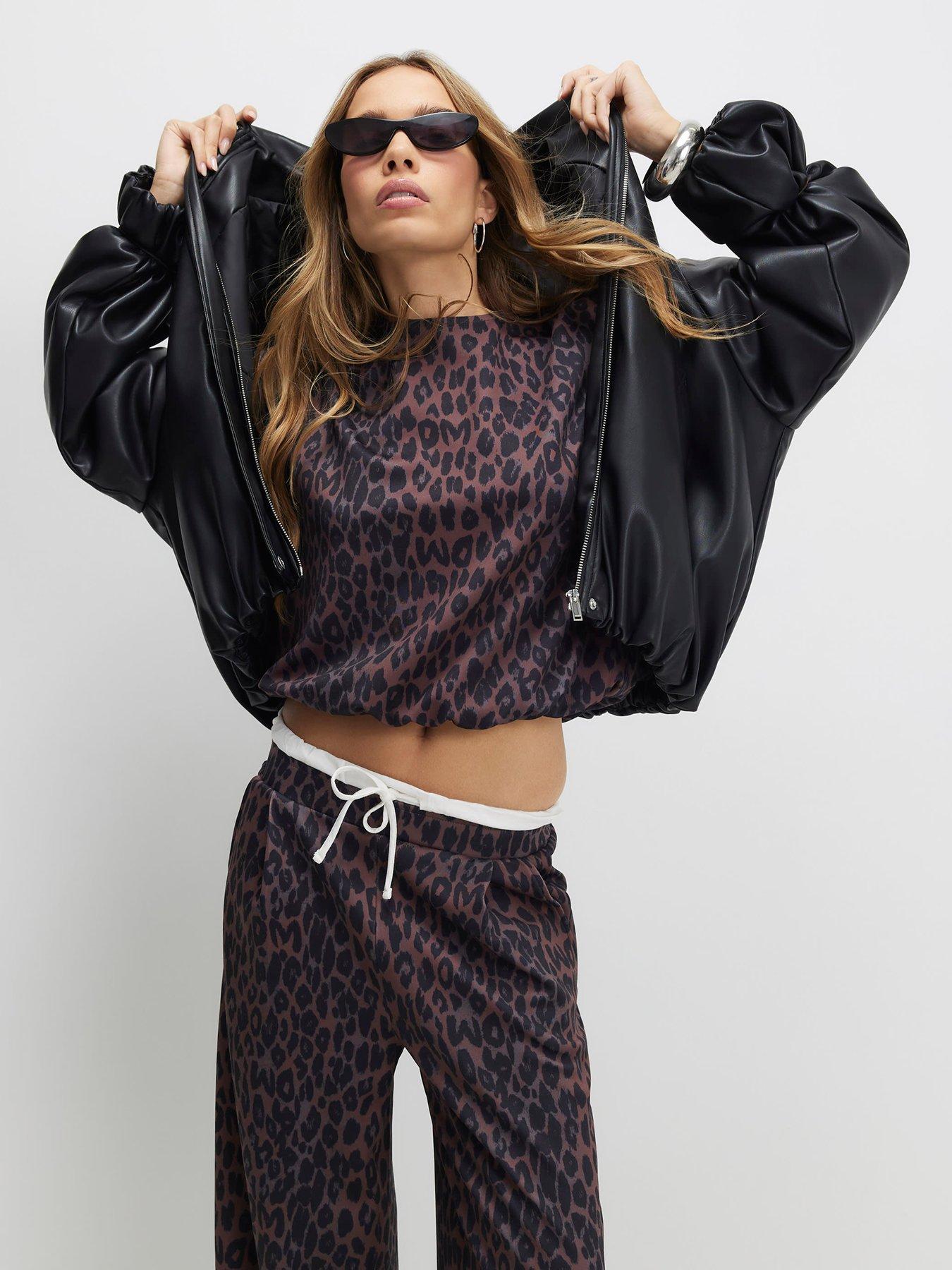 Image 3 of 4 of River Island Leopard Print Tie Side Bubble Hem Top - Black