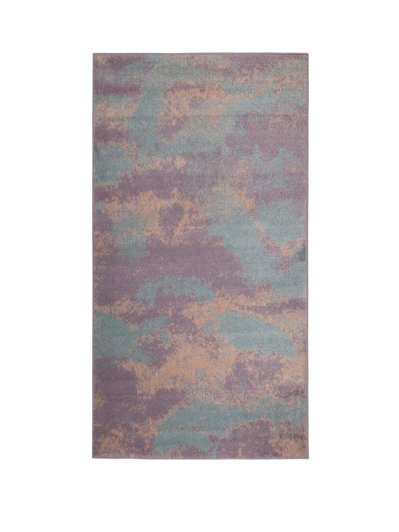 very-home-echo-blur-pastel-080150stillFront