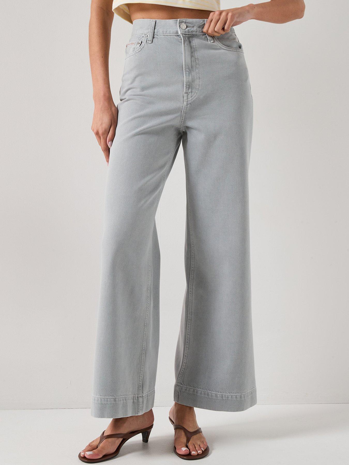 calvin-klein-jeans-rib-cage-wide-leg-soft-grey