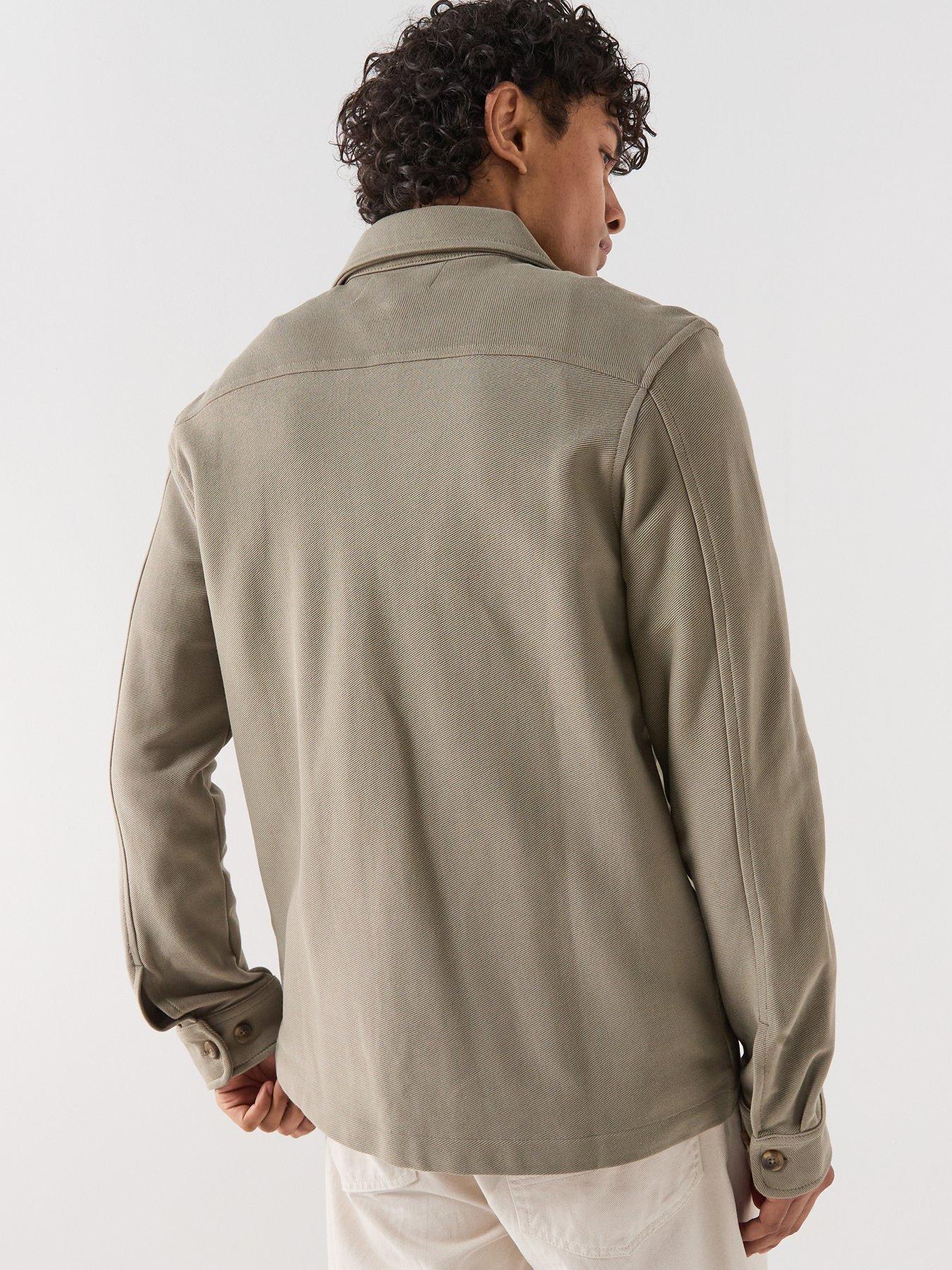 selected-oliver-overshirt-vetiverstillFront
