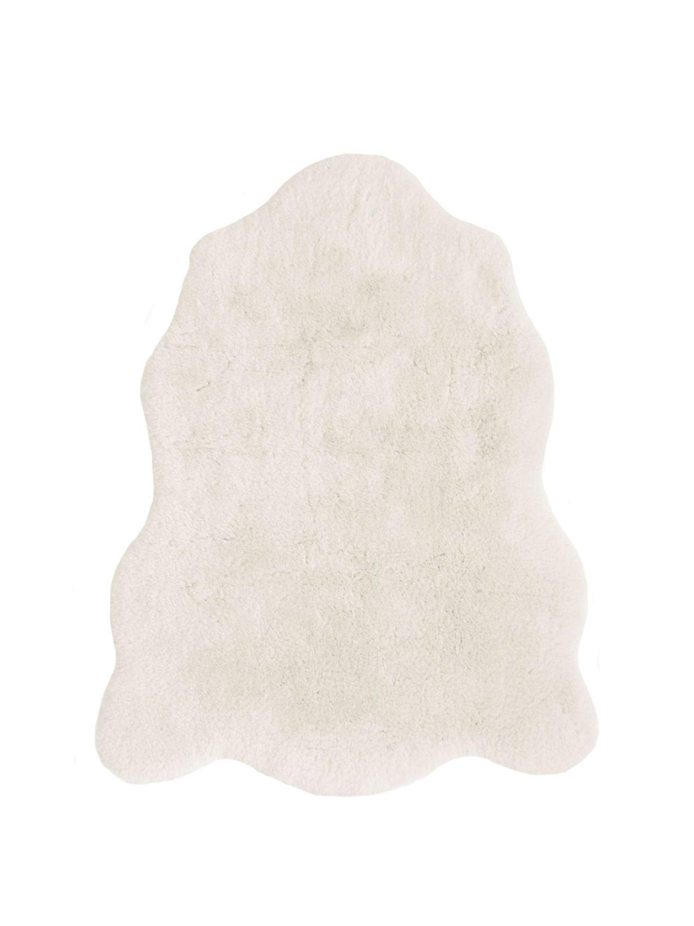 Image 2 of 4 of The Very Collection Luxury Faux Fur 70 X 90Cm Single