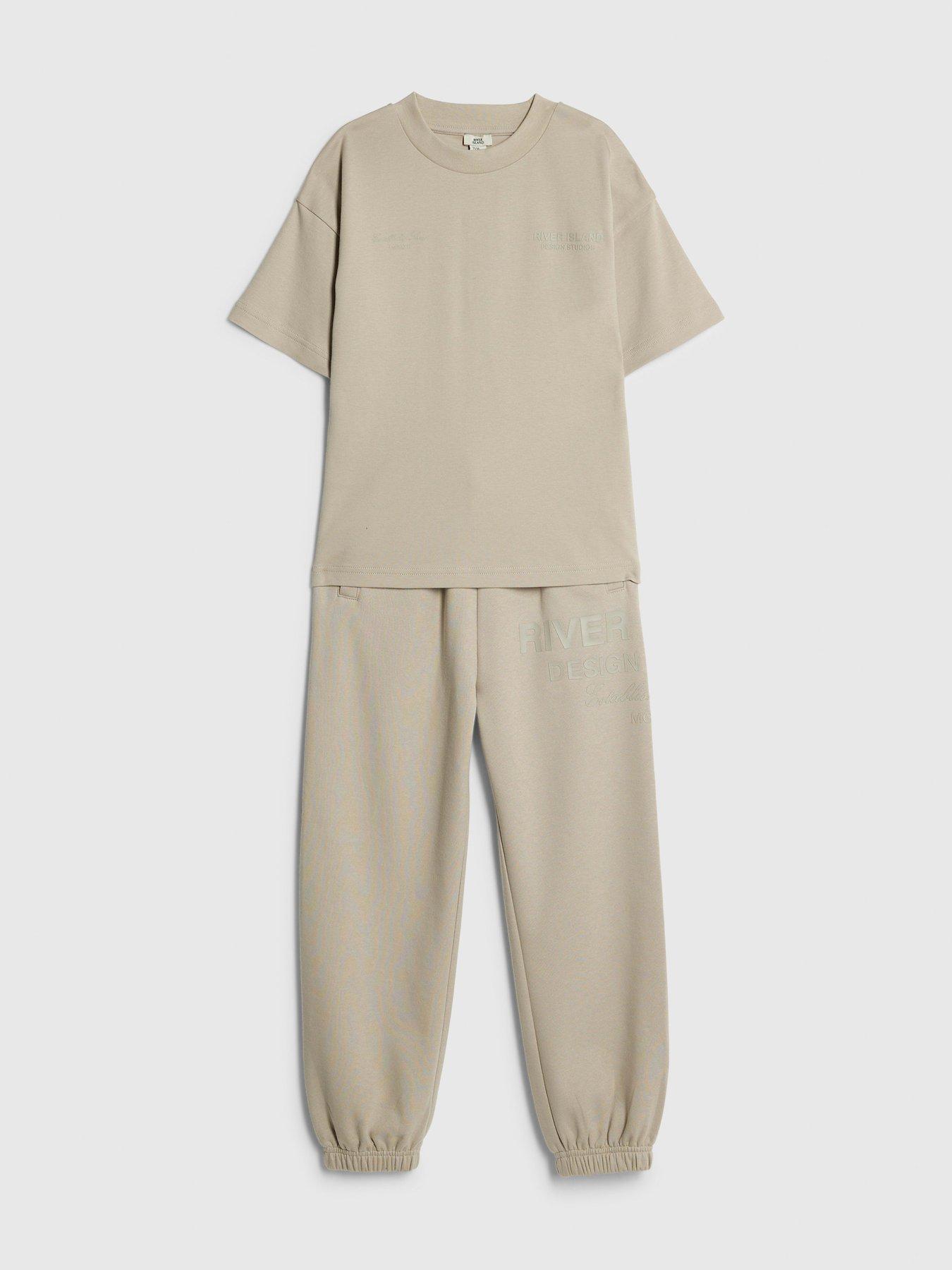 Image 4 of 7 of River Island Older Boys Design Studios T-Shirt Set - Cream