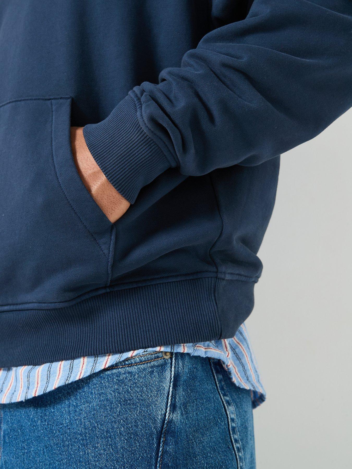 tommy-jeans-back-graphic-relaxed-half-zip-sweatshirt-dark-night-navydetail