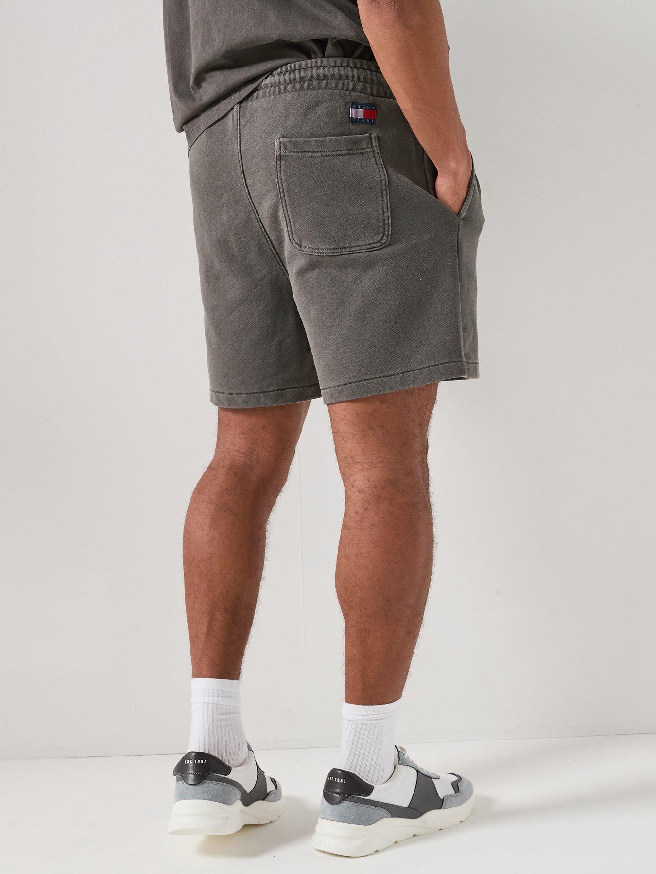 tommy-jeans-washed-classics-beach-sweatshorts-blackstillFront