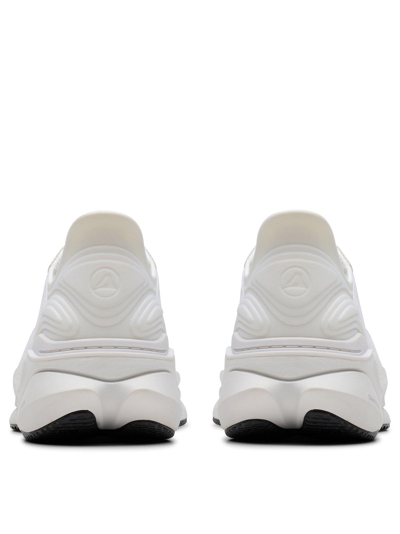 clarks-pace-trainers-whiteback