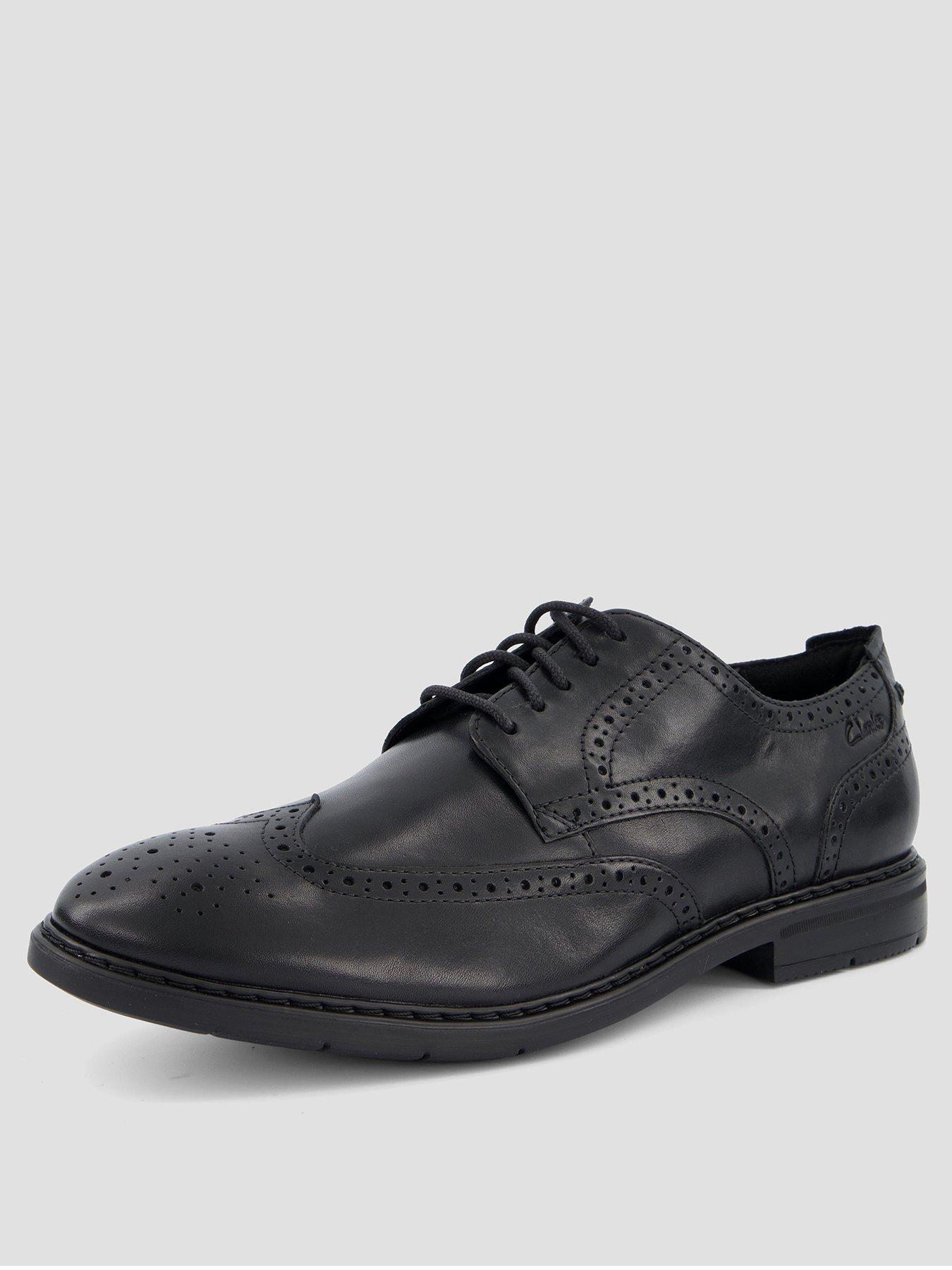 clarks-clarks-banbury-tip-black-leatherstillFront