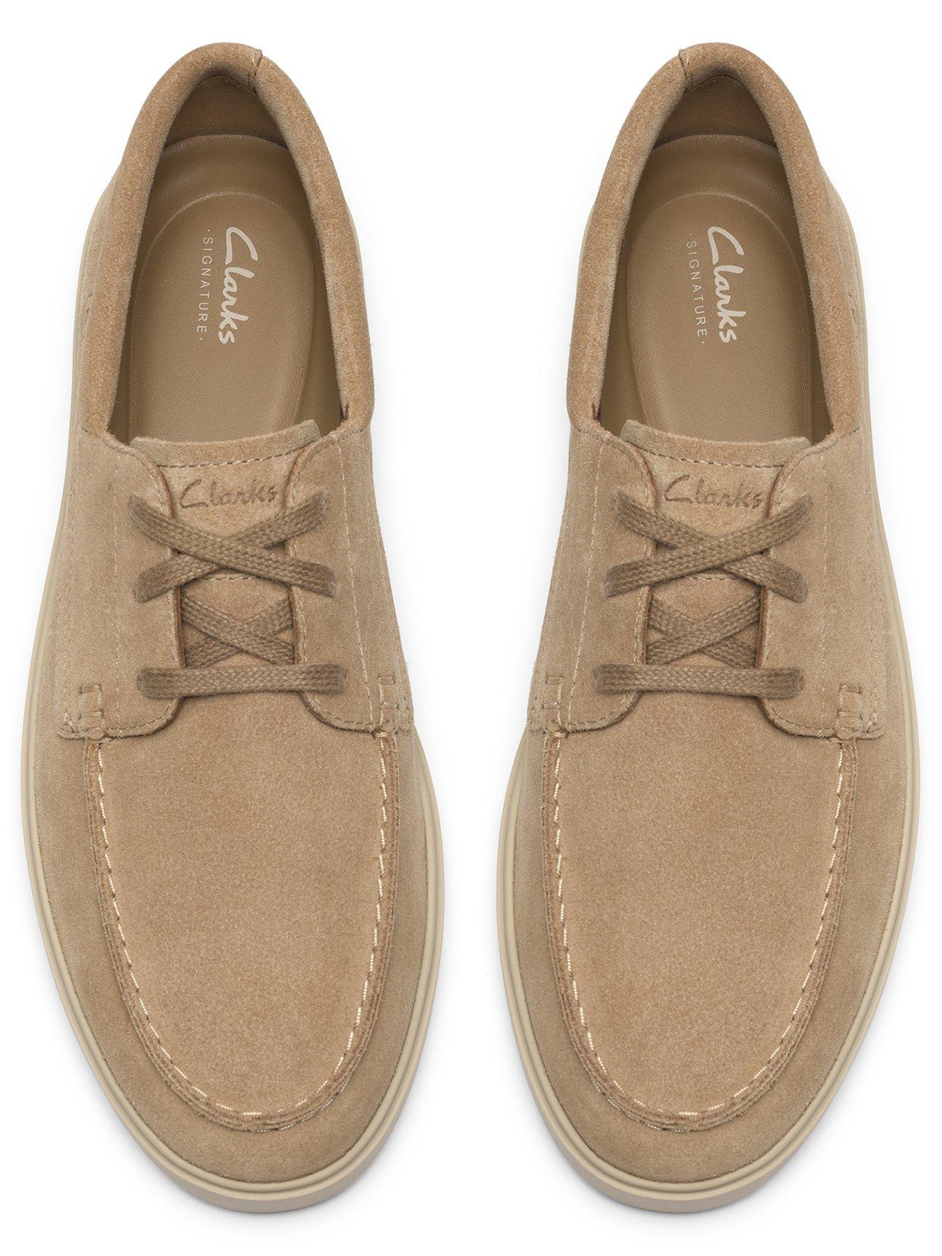 clarks-lockford-boat-suede-shoe-beigeoutfit
