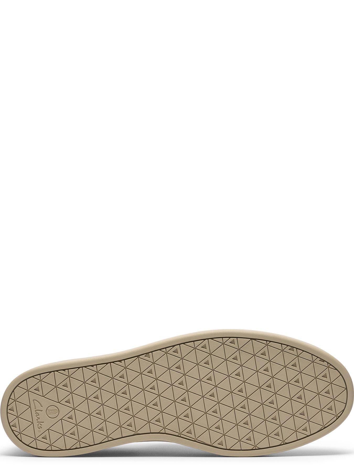 clarks-lockford-boat-suede-shoe-beigedetail