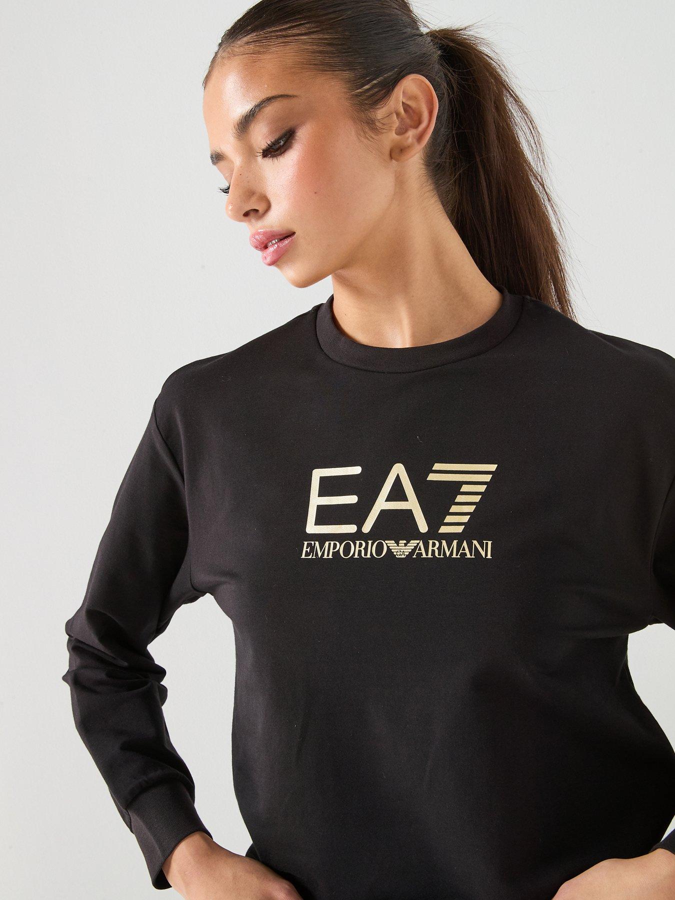 ea7-emporio-armani-train-tracksuit-maxi-logo-blackoutfit